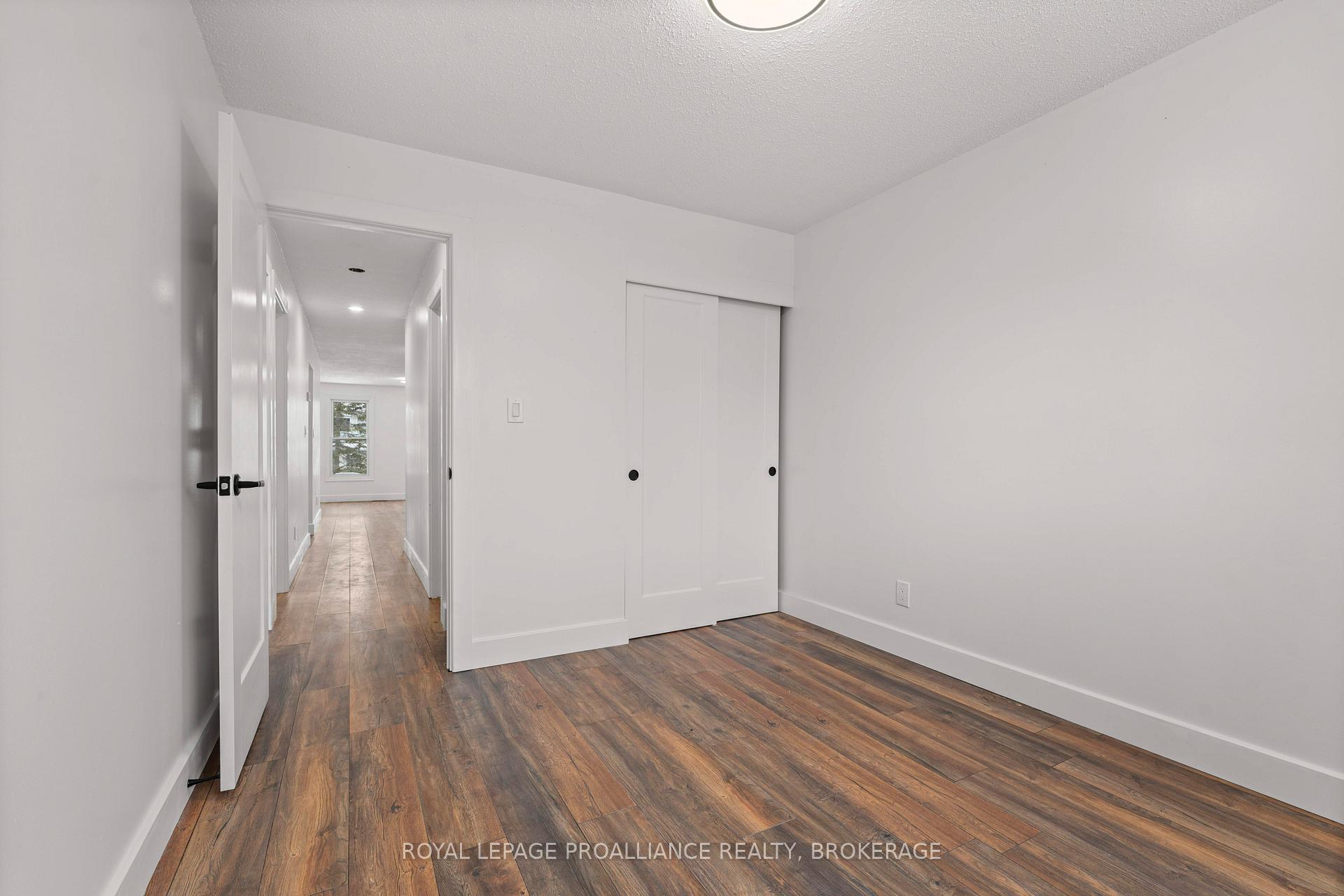 Photo 16 of 871 Larchwood Crescent, Kingston, City Northwest — HOMEH