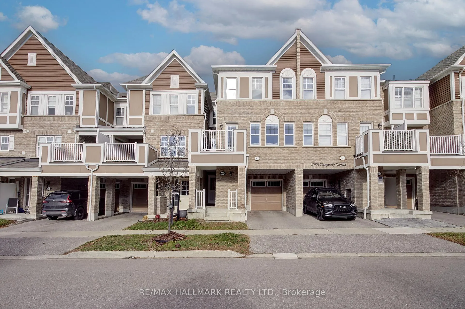 Photo 2 of 1036 Dragonfly Avenue, Pickering, Rural Pickering — HOMEH