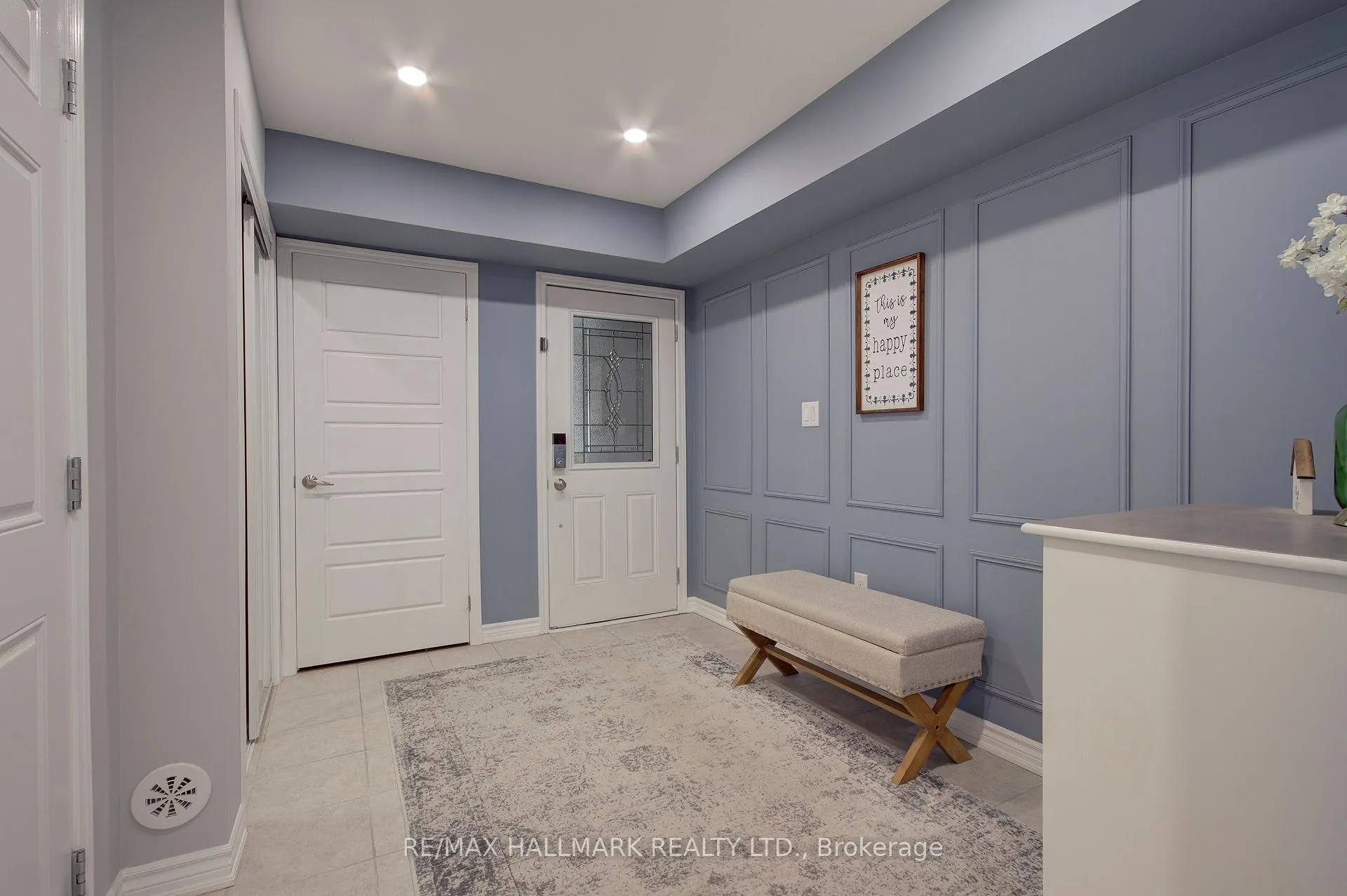 Photo 9 of 1036 Dragonfly Avenue, Pickering, Rural Pickering — HOMEH