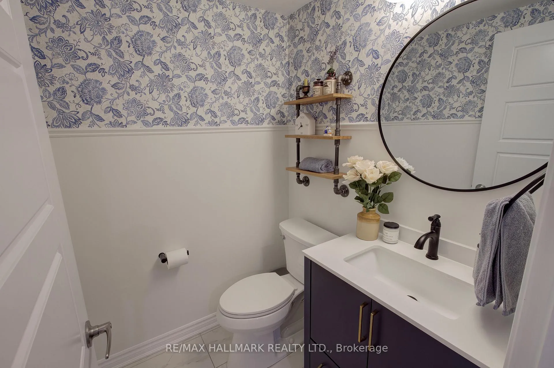 Photo 11 of 1036 Dragonfly Avenue, Pickering, Rural Pickering — HOMEH