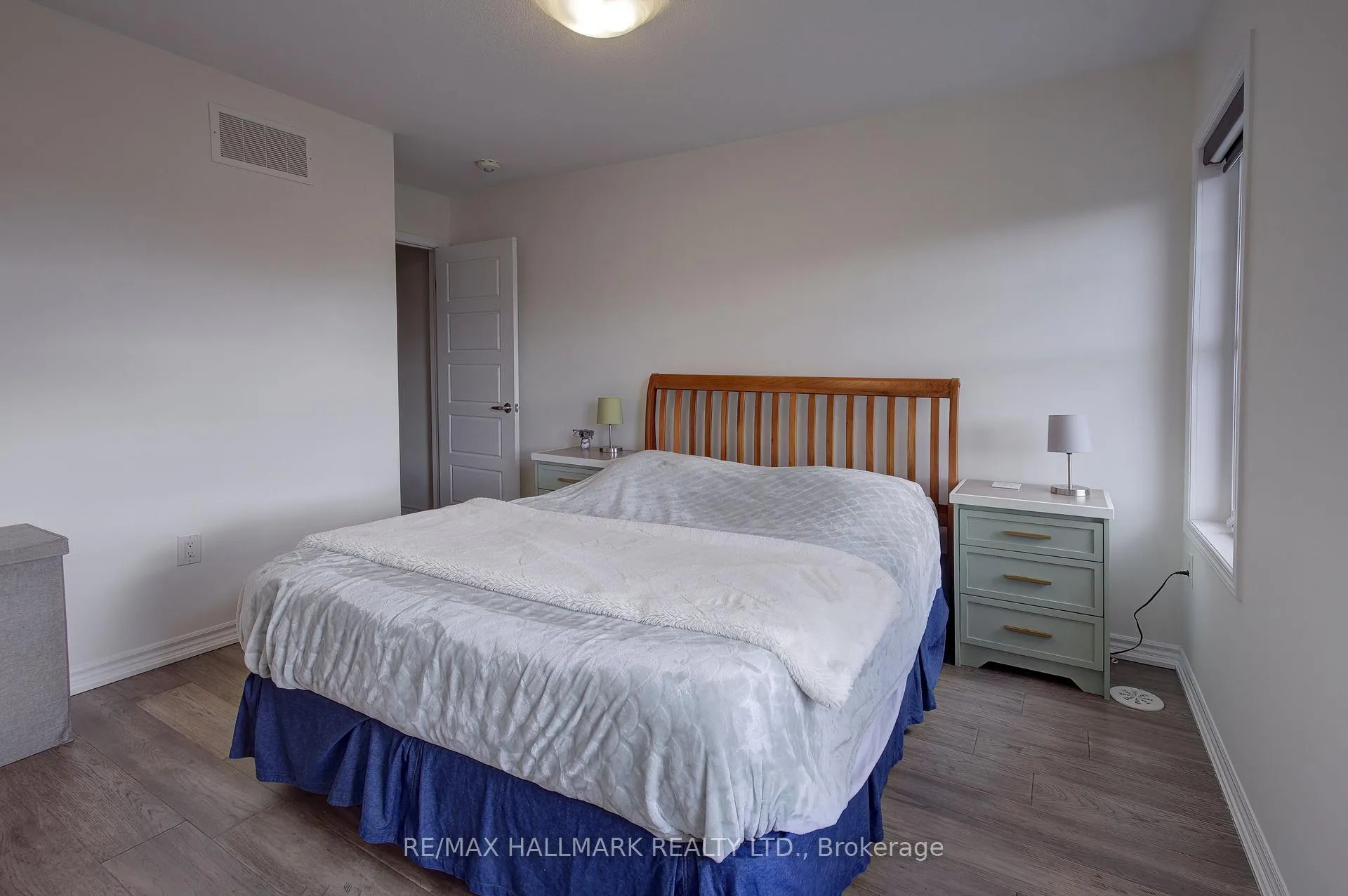 Photo 34 of 1036 Dragonfly Avenue, Pickering, Rural Pickering — HOMEH