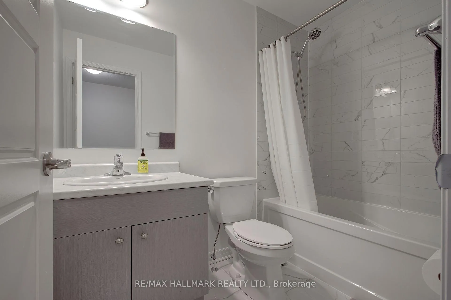 Photo 40 of 1036 Dragonfly Avenue, Pickering, Rural Pickering — HOMEH