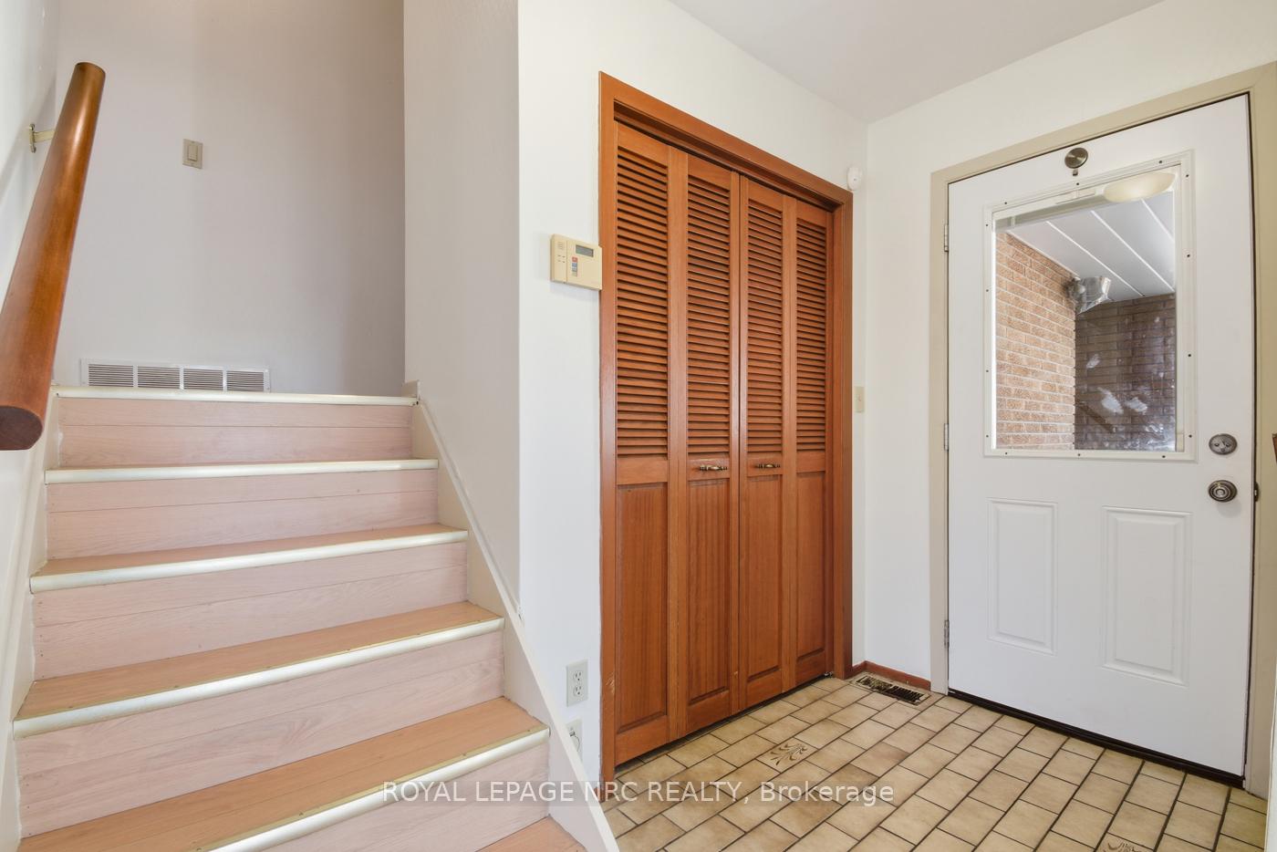 Photo 2 of 69 Elmvale Crescent, Port Colborne, Main Street — HOMEH
