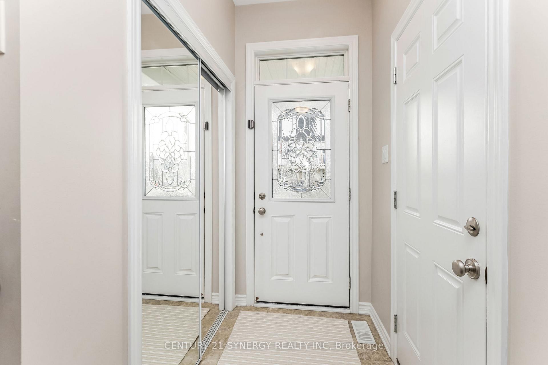 Photo 2 of 126 Eclipse Crescent, Ottawa, Notting Hill/Summerside — HOMEH