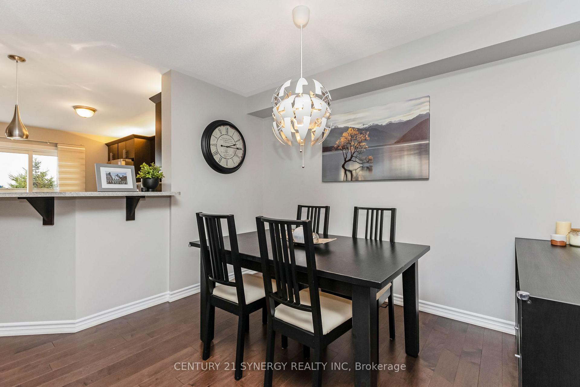 Photo 5 of 126 Eclipse Crescent, Ottawa, Notting Hill/Summerside — HOMEH