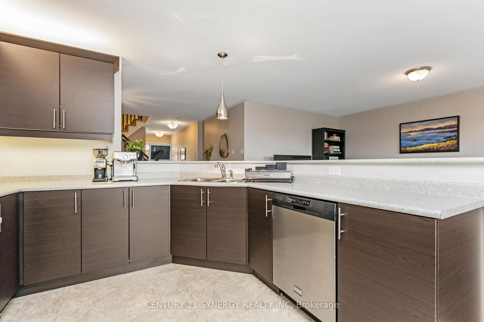 Photo 15 of 126 Eclipse Crescent, Ottawa, Notting Hill/Summerside — HOMEH