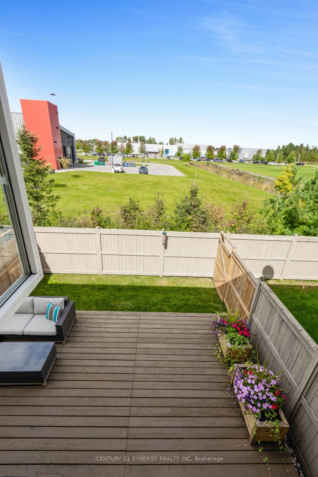Photo 38 of 126 Eclipse Crescent, Ottawa, Notting Hill/Summerside — HOMEH