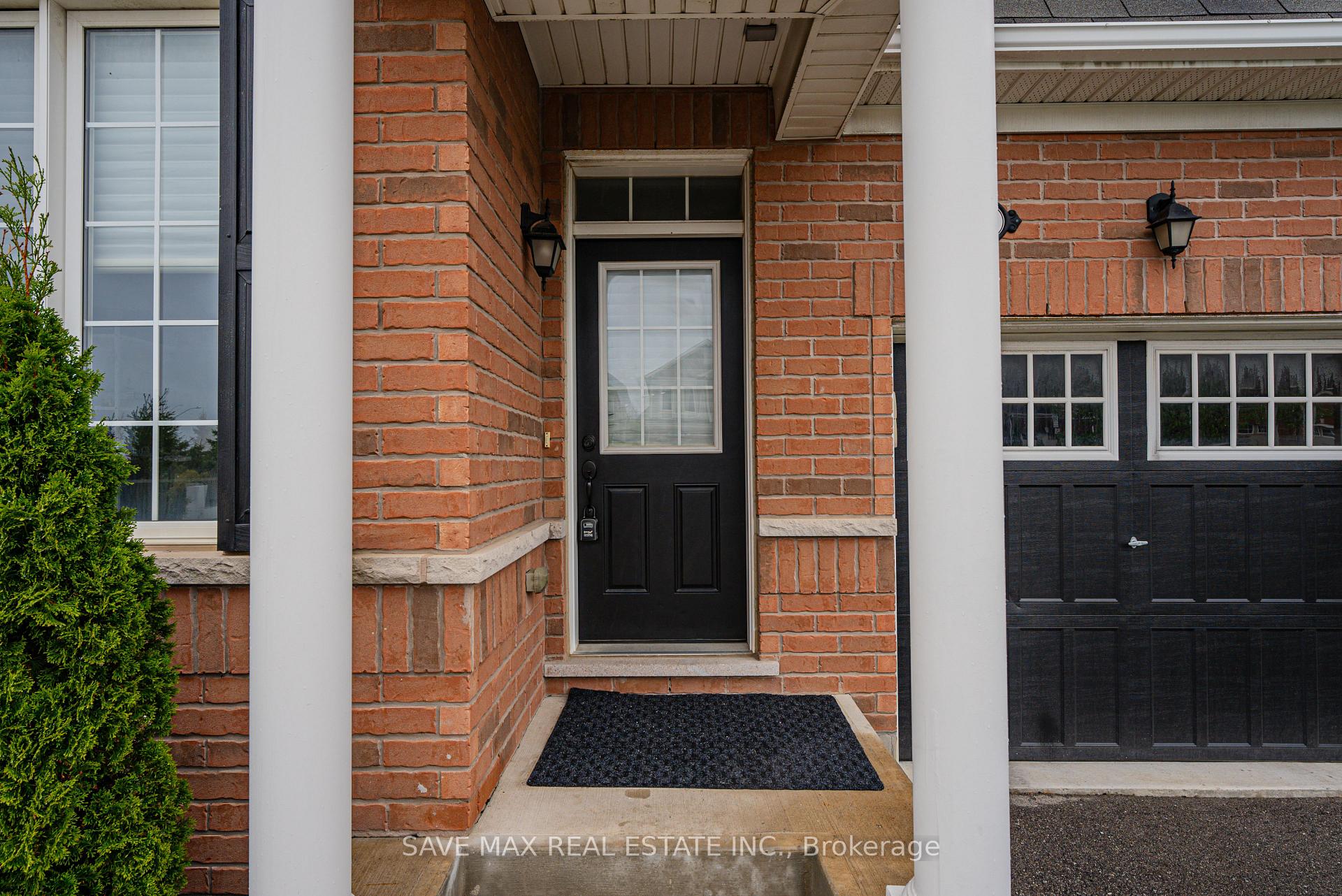 Photo 12 of 305 Trudeau Drive, Milton, Clarke — HOMEH