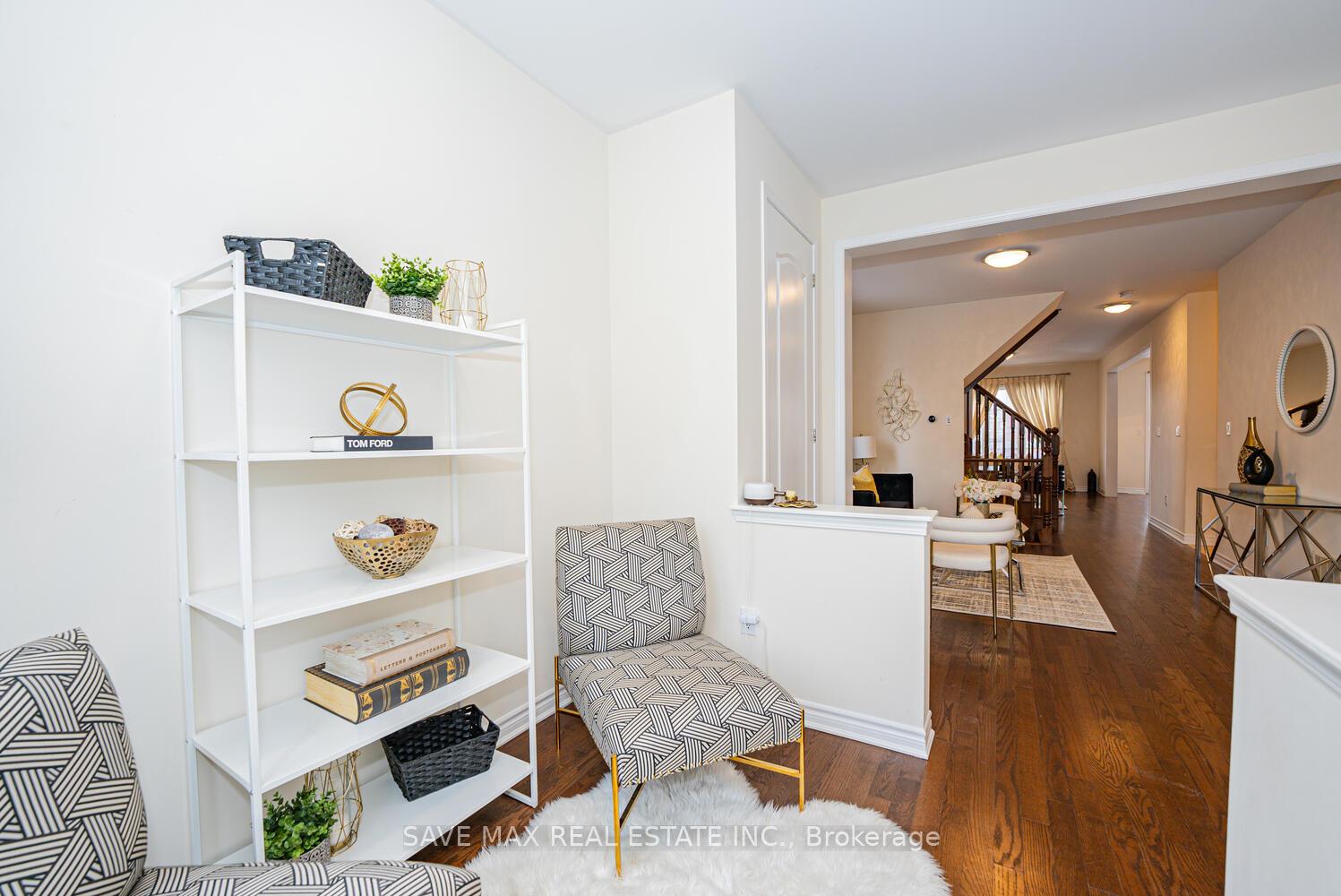 Photo 11 of 305 Trudeau Drive, Milton, Clarke — HOMEH