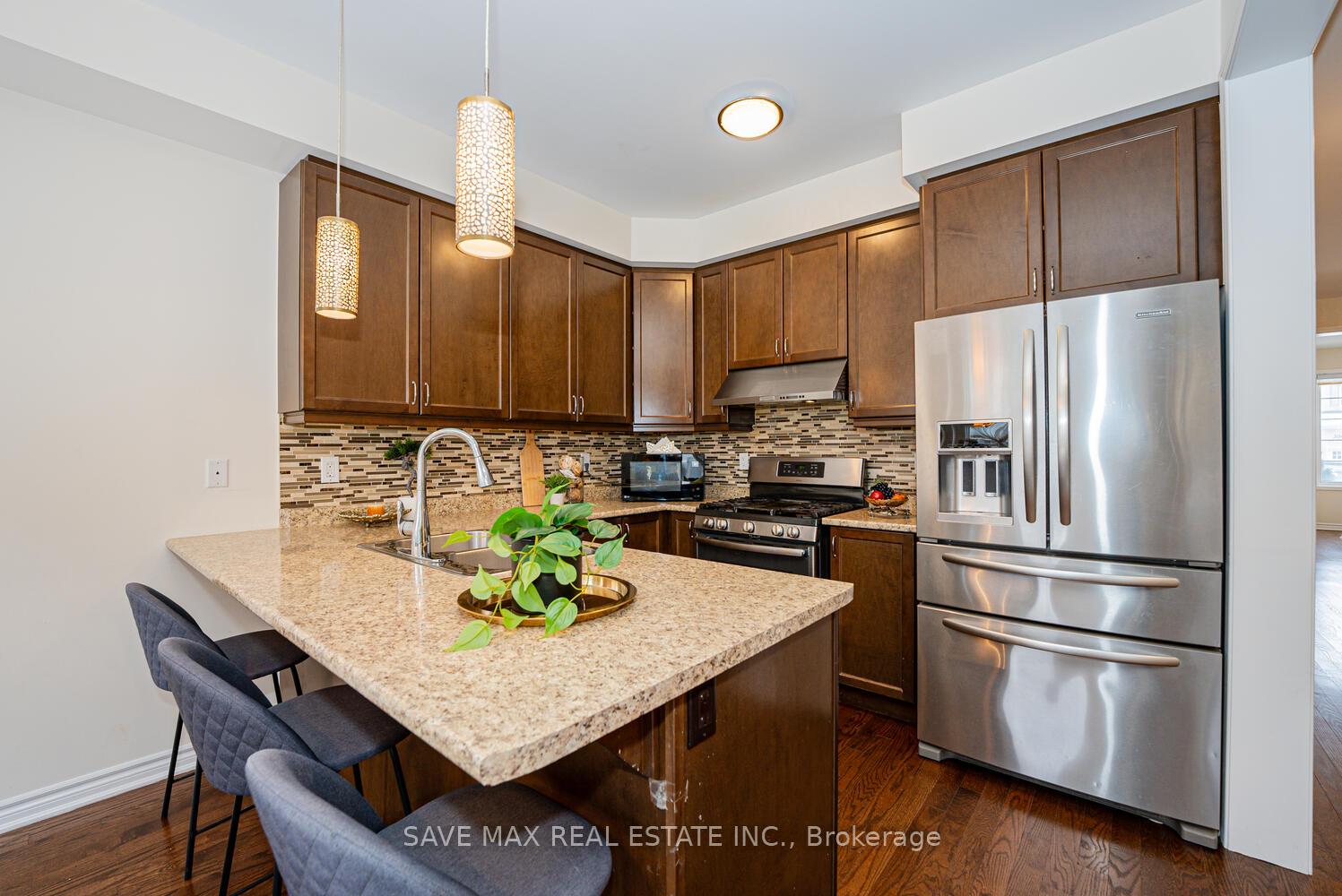 Photo 17 of 305 Trudeau Drive, Milton, Clarke — HOMEH