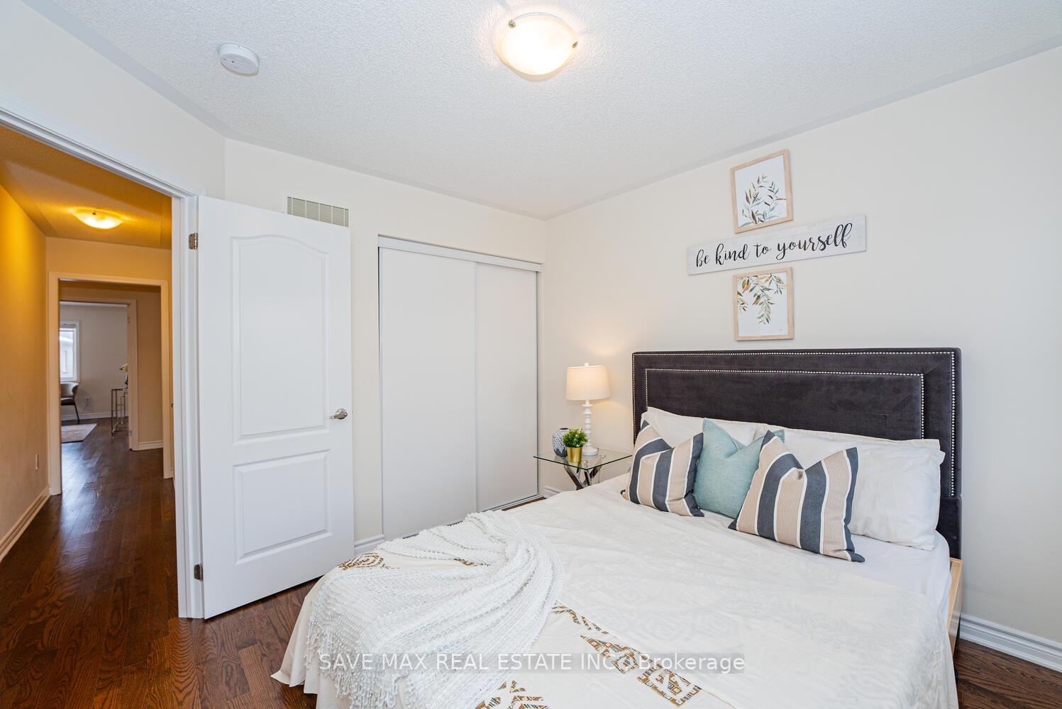 Photo 18 of 305 Trudeau Drive, Milton, Clarke — HOMEH