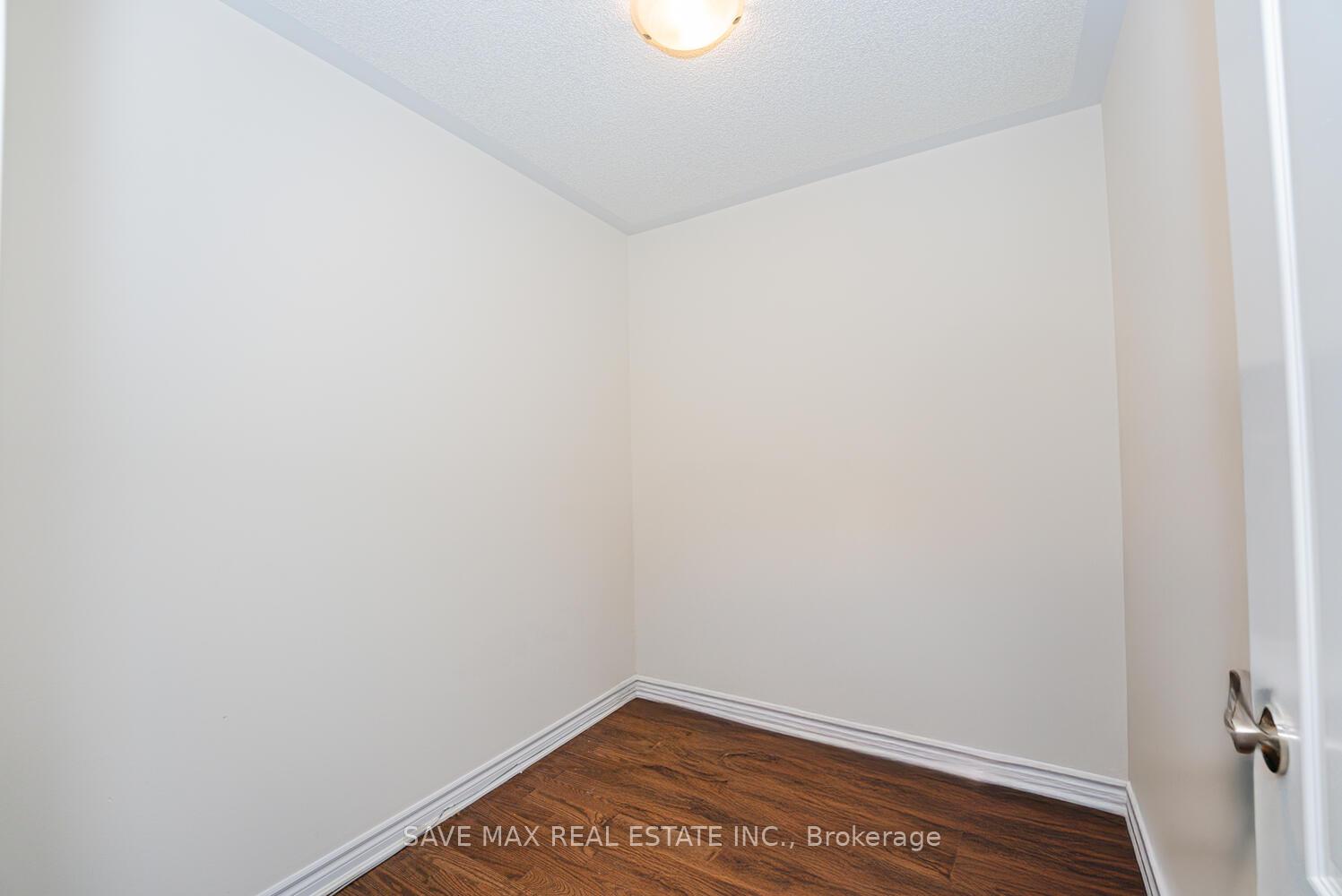 Photo 9 of 305 Trudeau Drive, Milton, Clarke — HOMEH