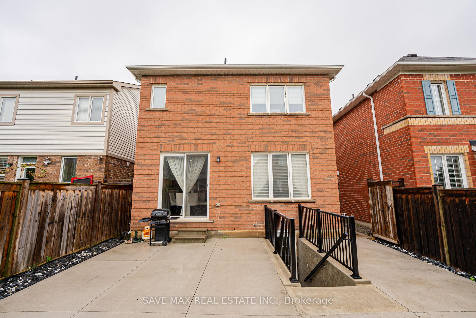 Photo 24 of 305 Trudeau Drive, Milton, Clarke — HOMEH