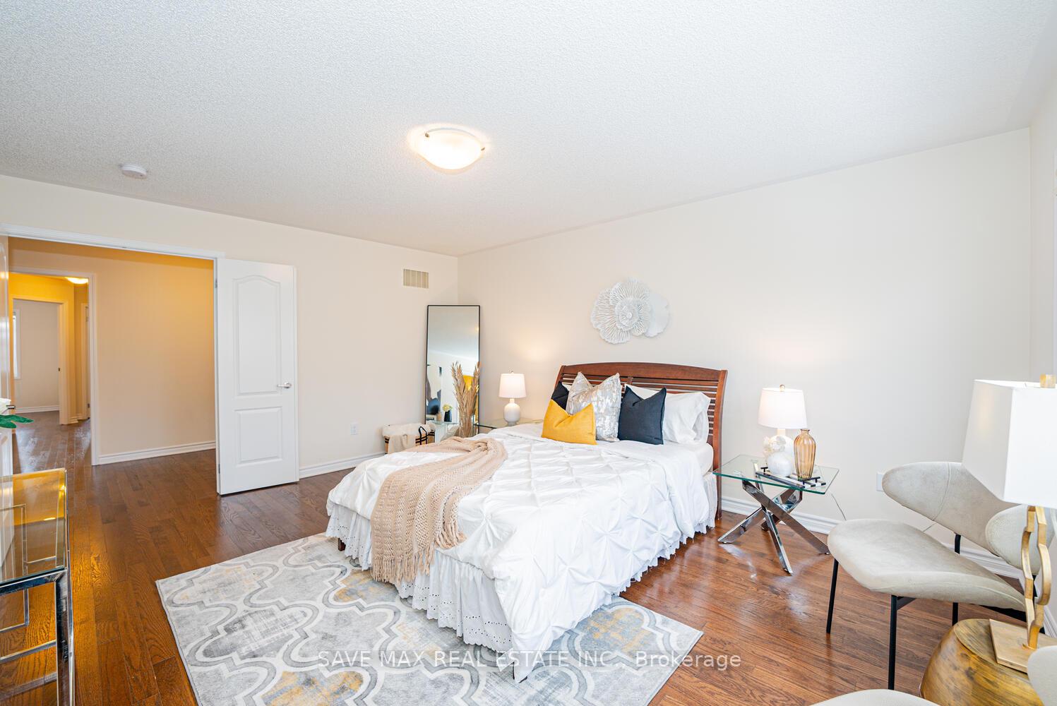 Photo 35 of 305 Trudeau Drive, Milton, Clarke — HOMEH