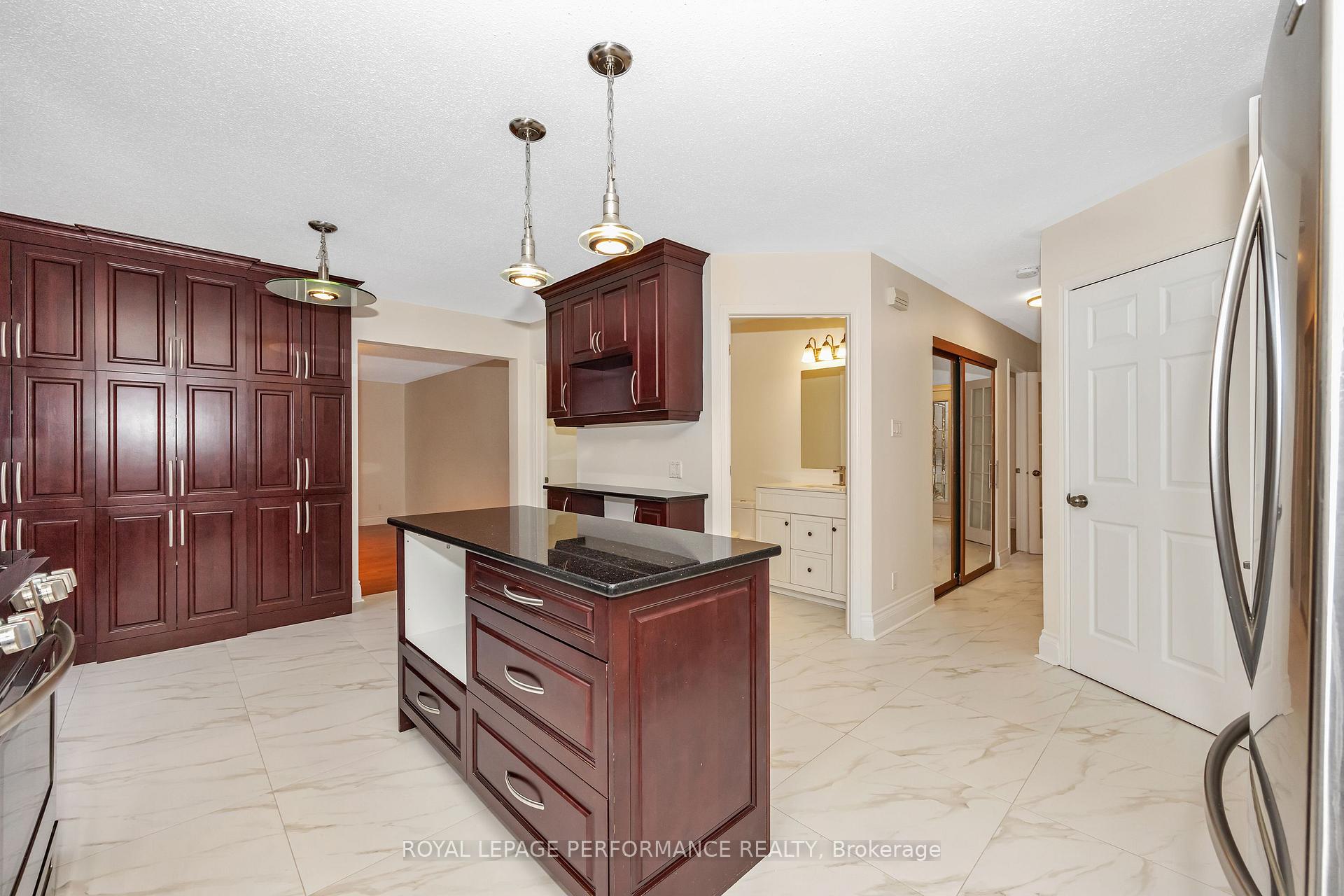 Photo 9 of 1141 Meadow Lane Road, Ottawa, Camelot — HOMEH