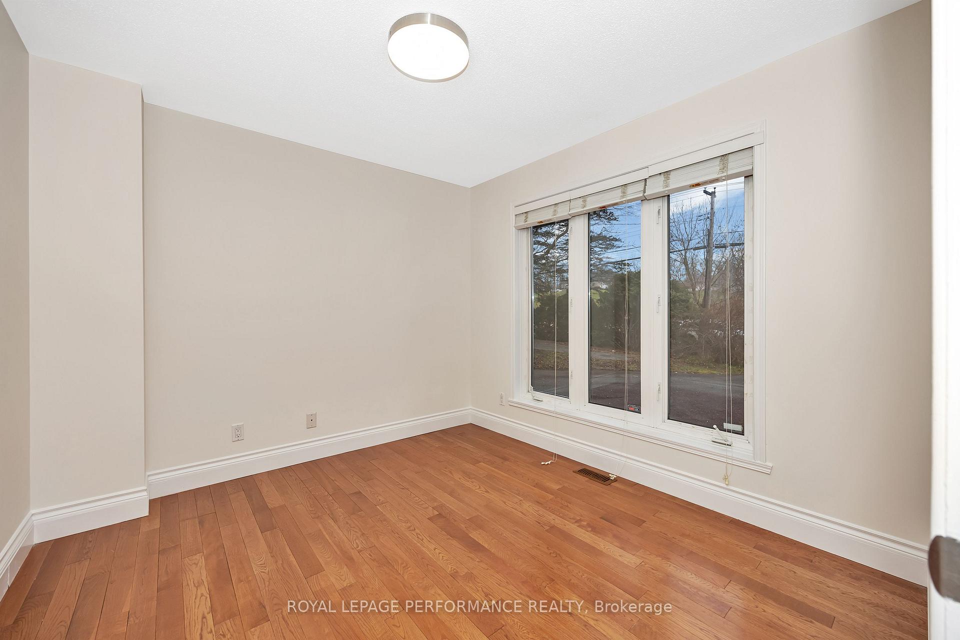 Photo 12 of 1141 Meadow Lane Road, Ottawa, Camelot — HOMEH