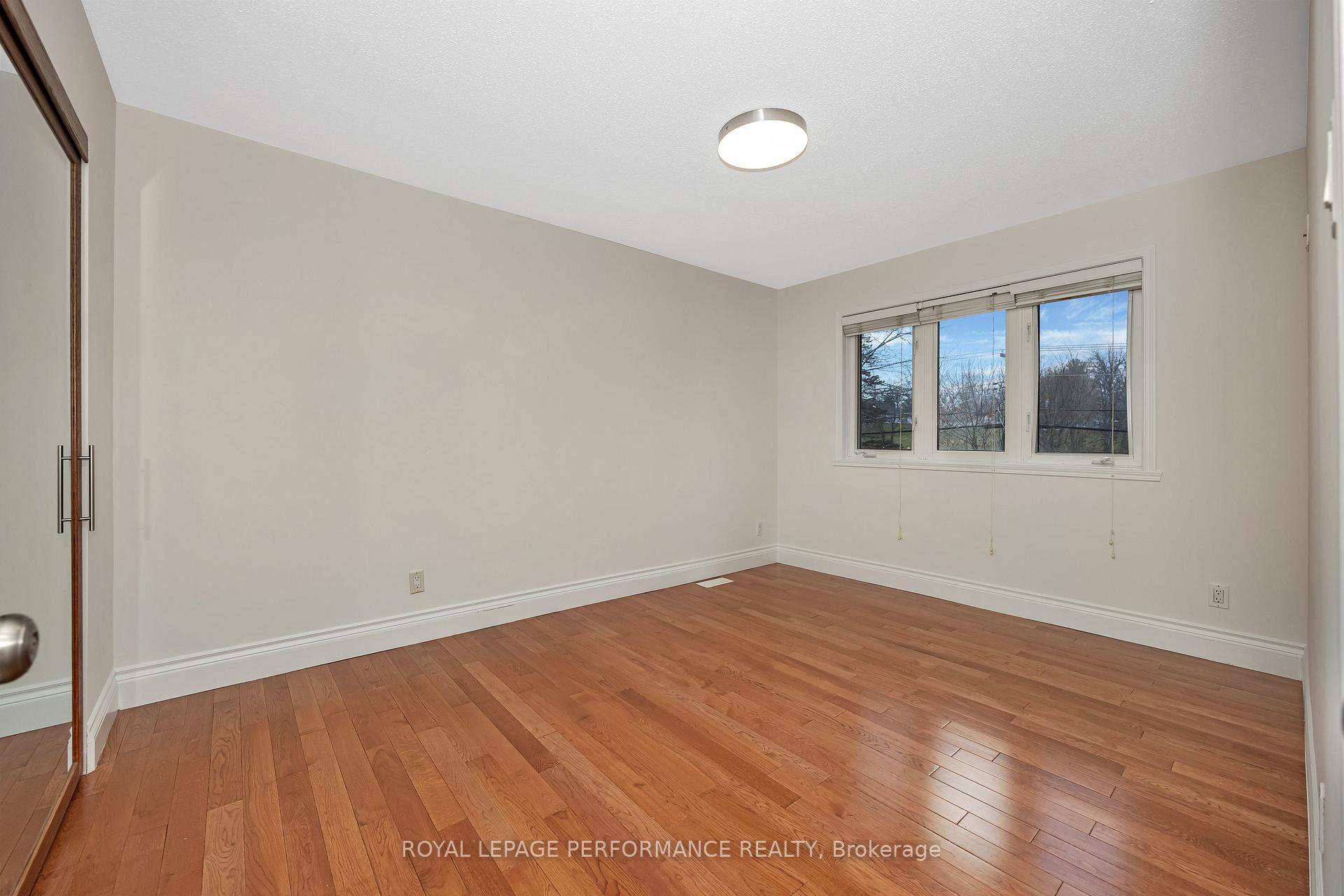 Photo 22 of 1141 Meadow Lane Road, Ottawa, Camelot — HOMEH