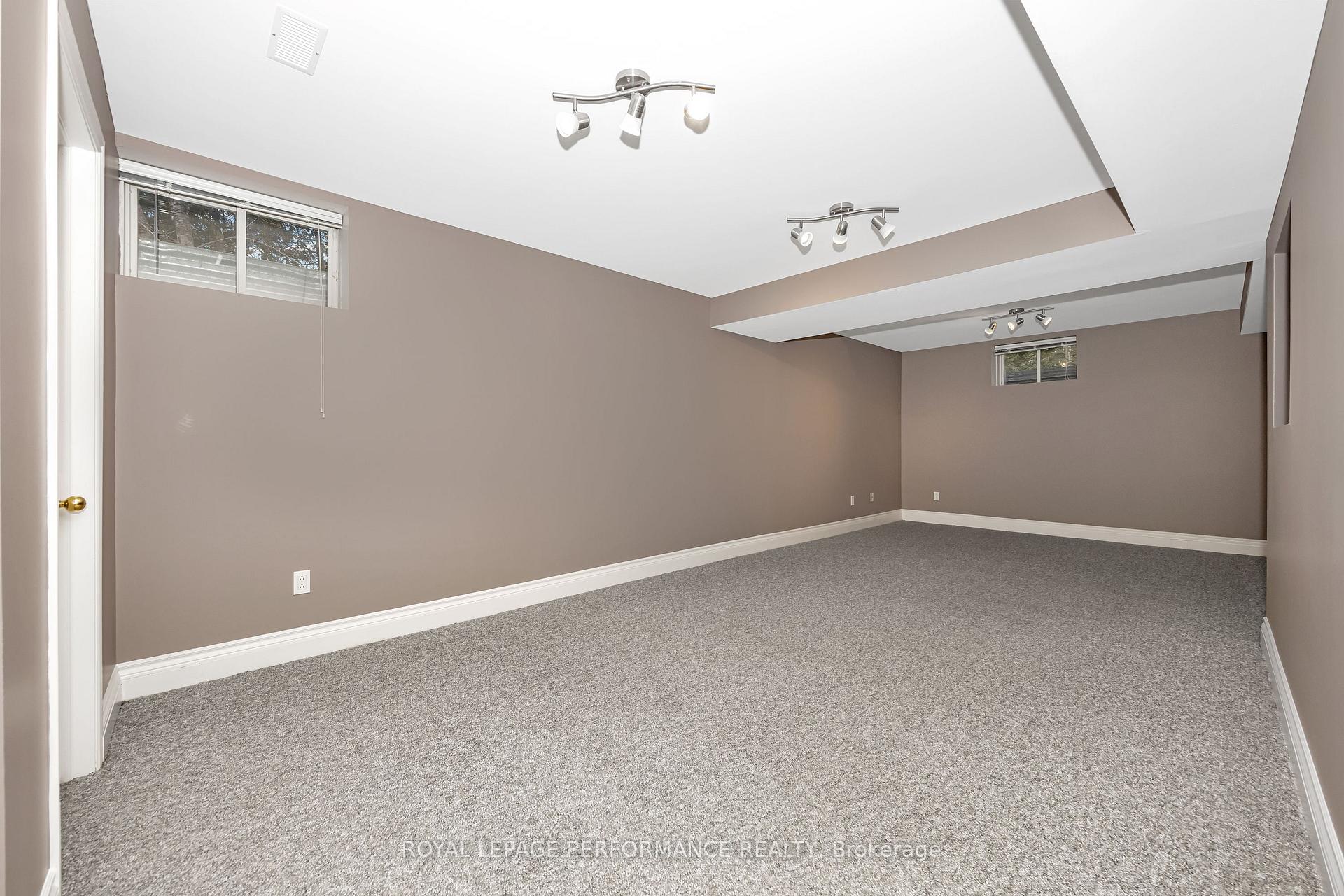 Photo 25 of 1141 Meadow Lane Road, Ottawa, Camelot — HOMEH
