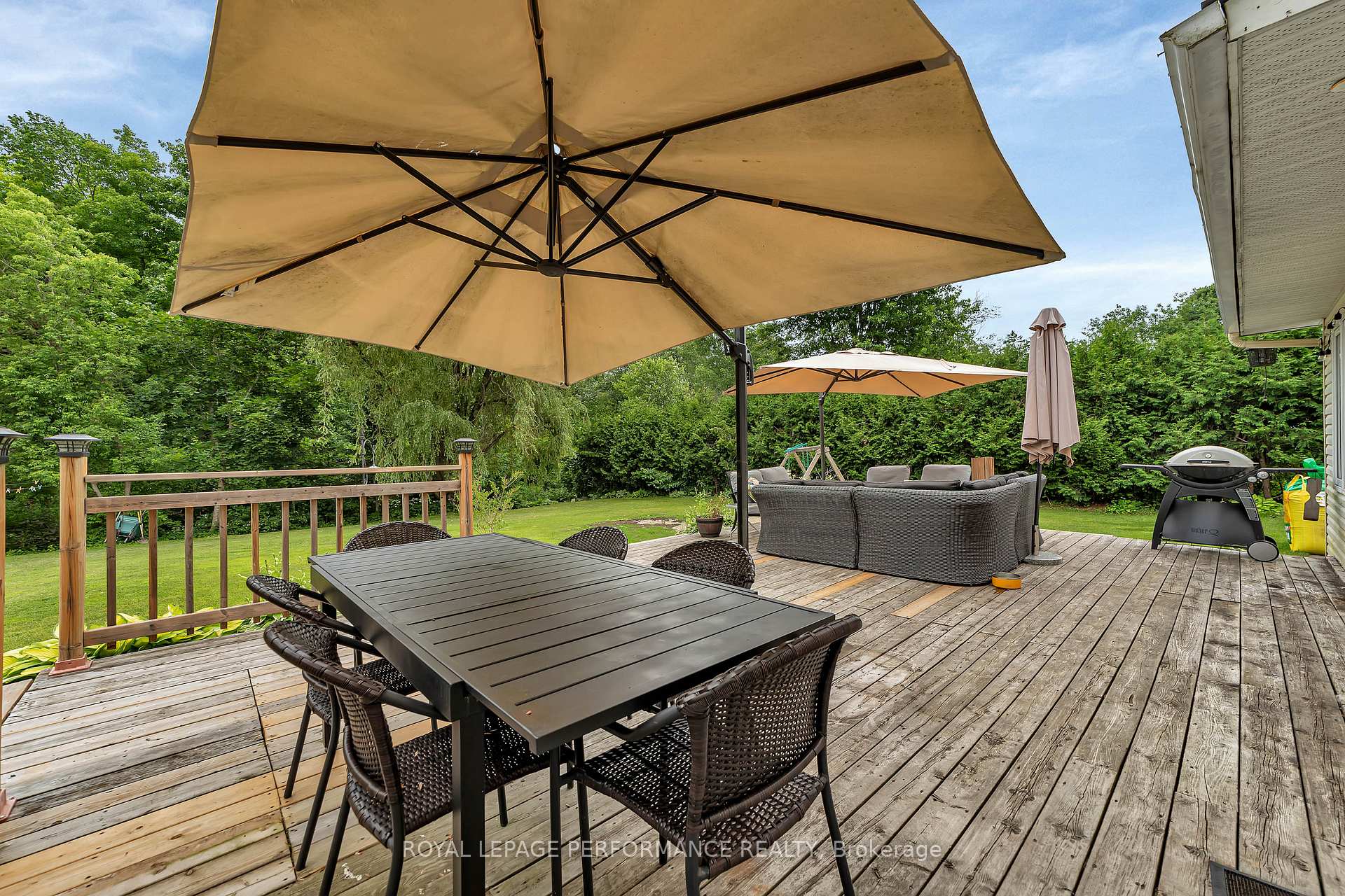 Photo 36 of 1141 Meadow Lane Road, Ottawa, Camelot — HOMEH