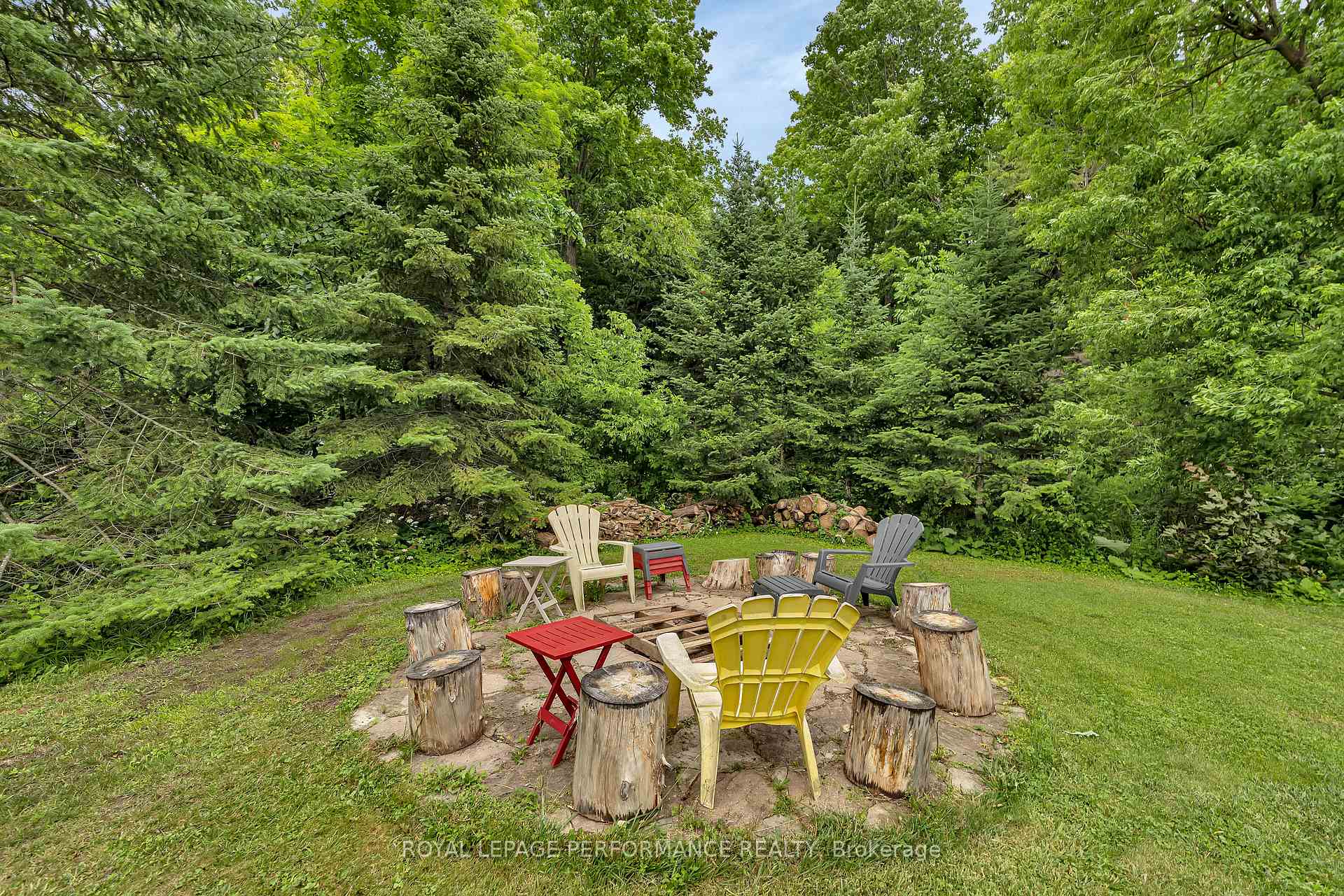 Photo 37 of 1141 Meadow Lane Road, Ottawa, Camelot — HOMEH