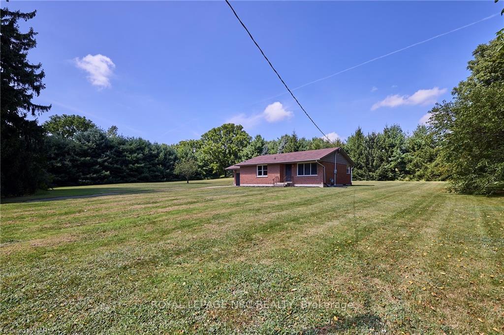 Photo 1 of 489 Memorial Drive, Pelham, Fenwick — HOMEH