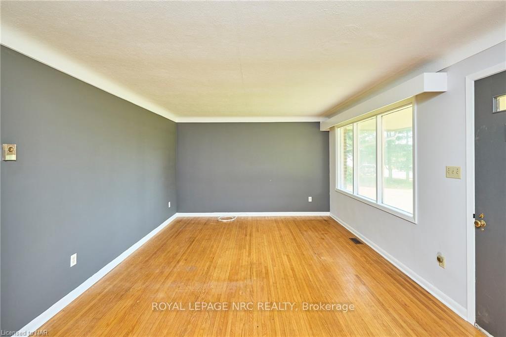 Photo 13 of 489 Memorial Drive, Pelham, Fenwick — HOMEH