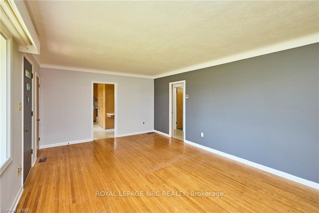 Photo 15 of 489 Memorial Drive, Pelham, Fenwick — HOMEH