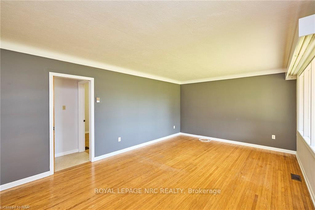 Photo 16 of 489 Memorial Drive, Pelham, Fenwick — HOMEH