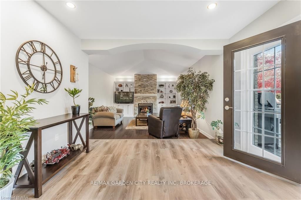 Photo 14 of 91 Kunda Park Boulevard, Pelham, Fonthill — HOMEH