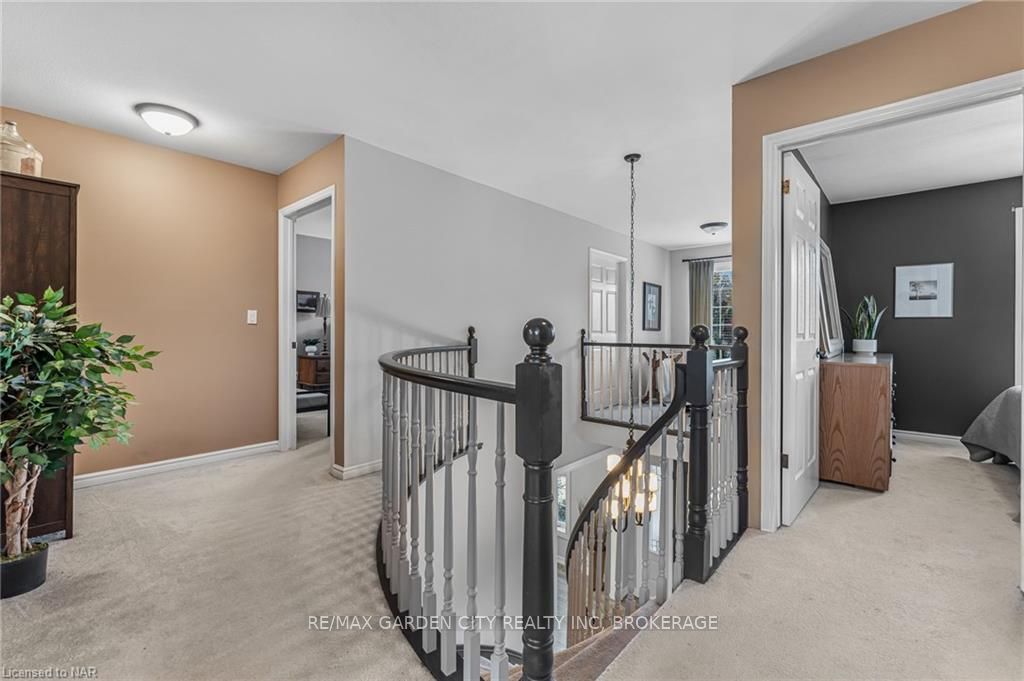 Photo 19 of 91 Kunda Park Boulevard, Pelham, Fonthill — HOMEH