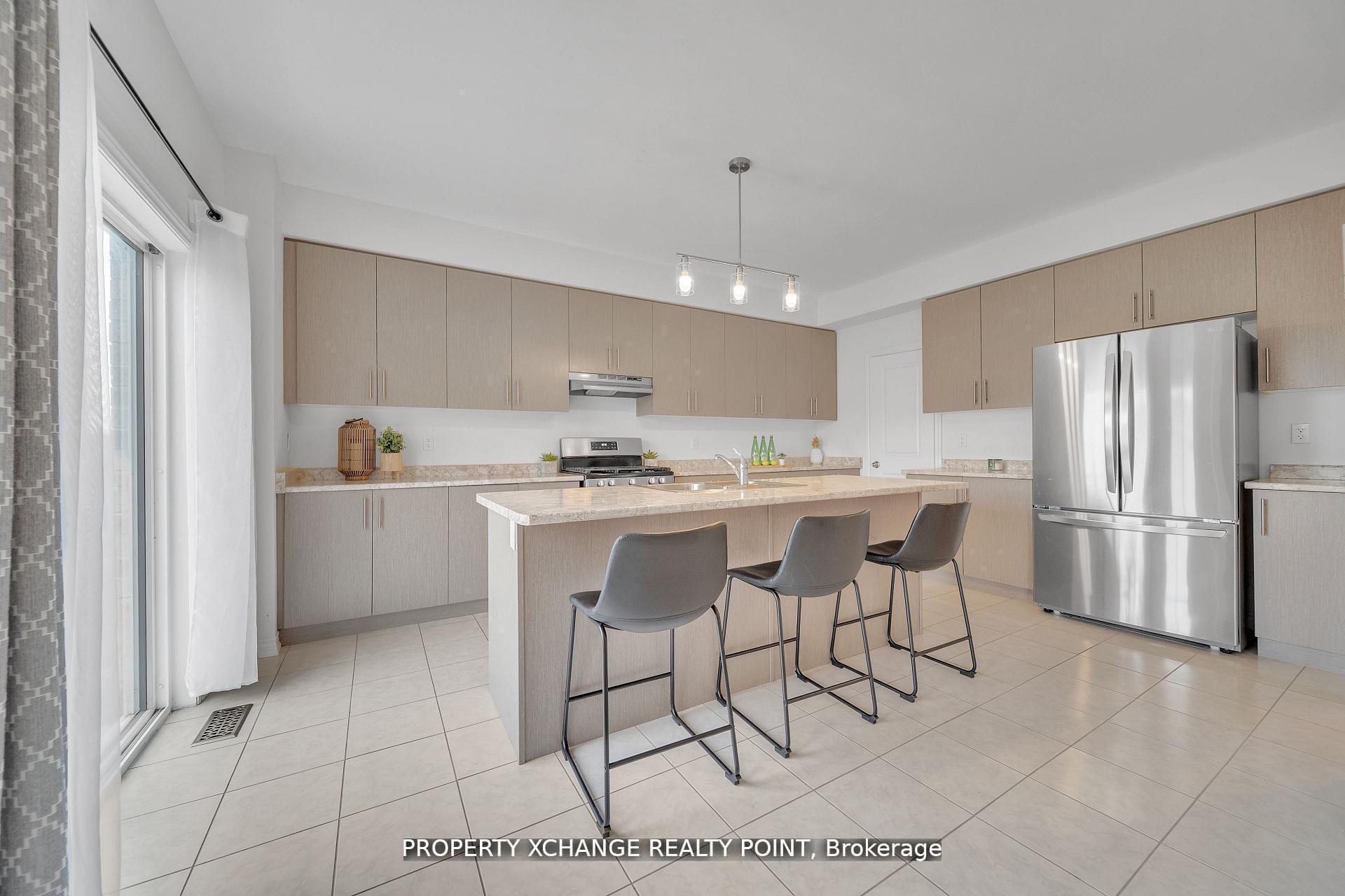 Photo 11 of 1120 Skyridge Boulevard, Pickering, Rural Pickering — HOMEH