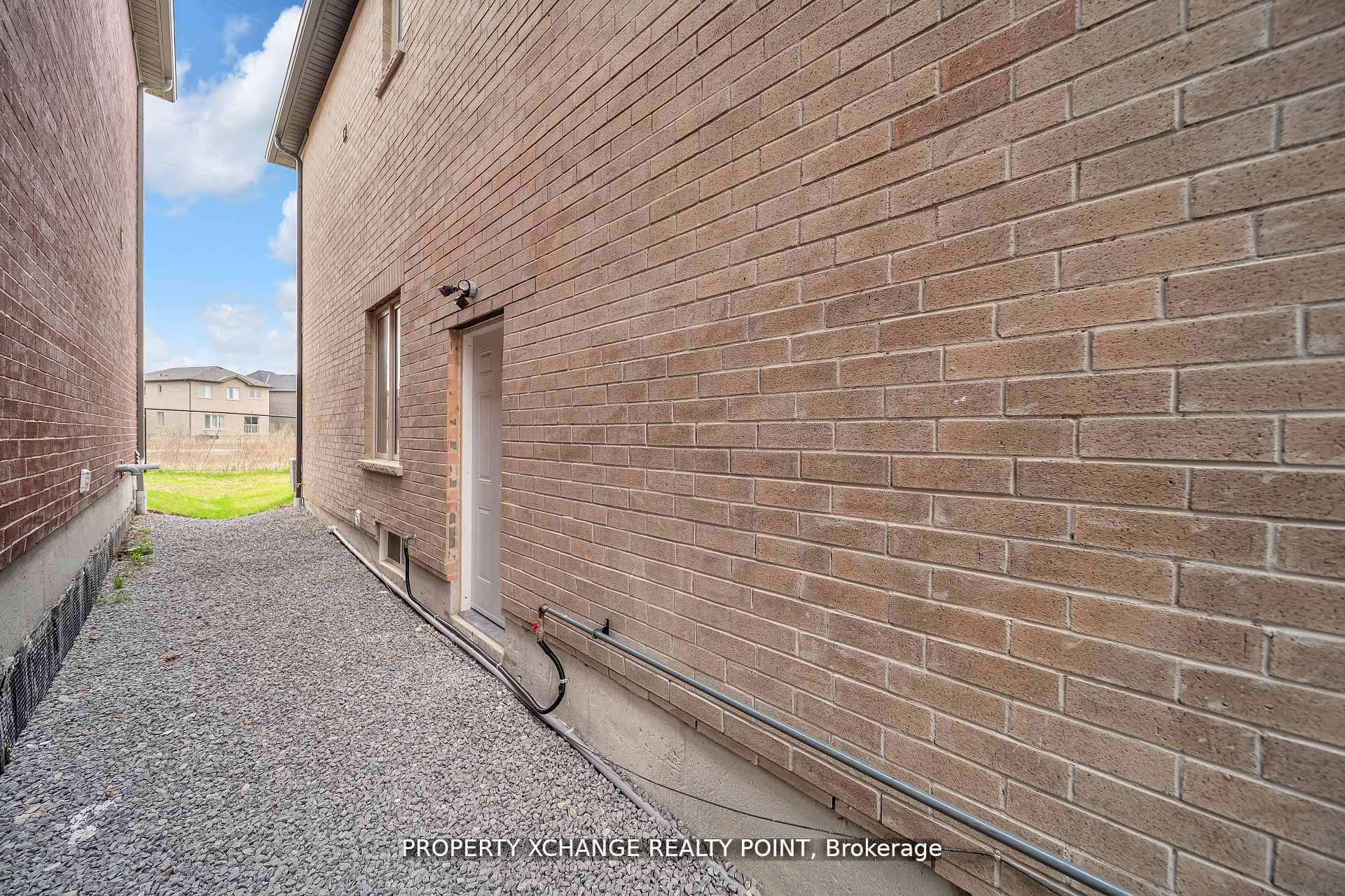Photo 38 of 1120 Skyridge Boulevard, Pickering, Rural Pickering — HOMEH