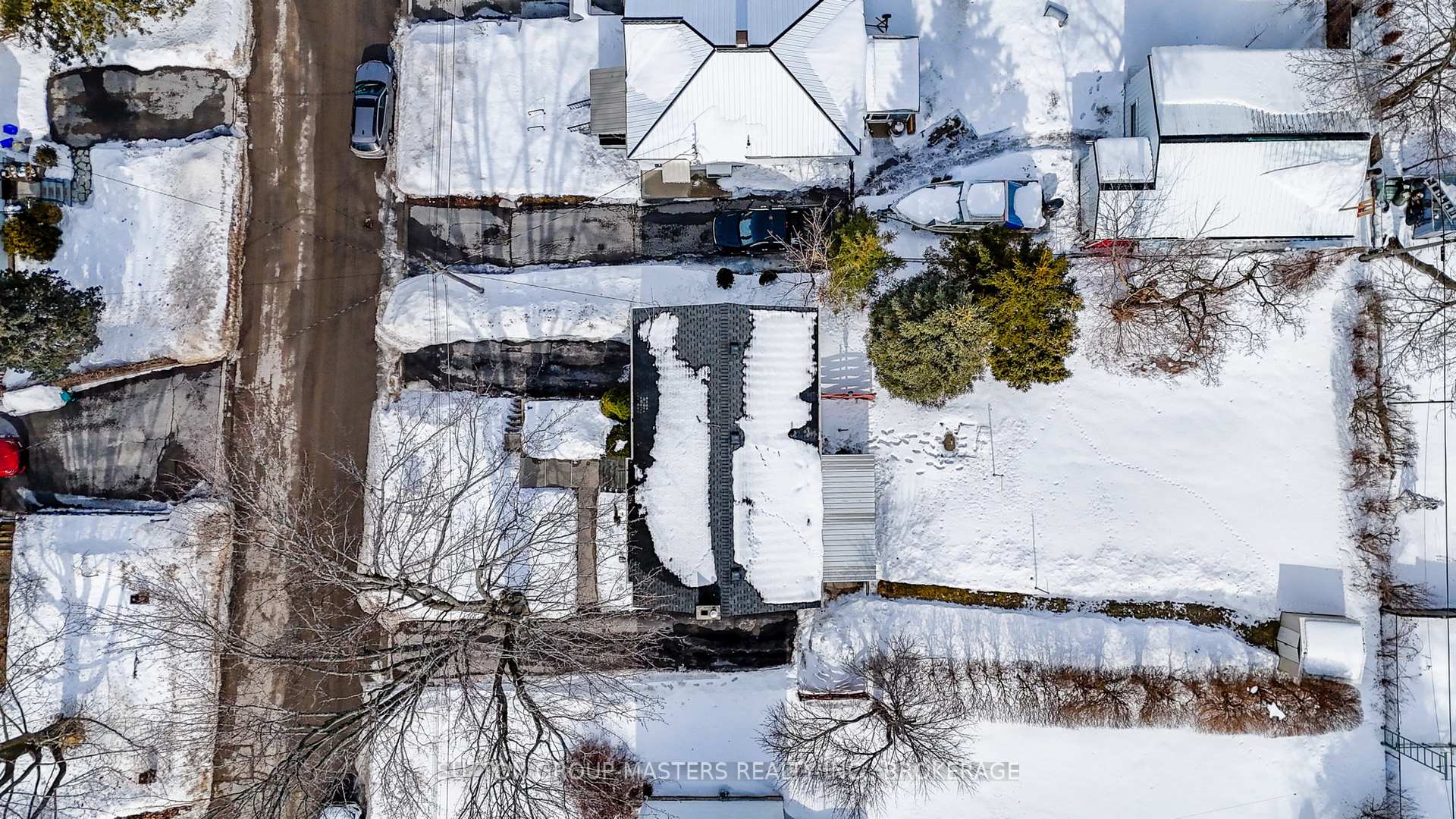 Photo 5 of 85 Florence Street, Kingston, West of Sir John A. Blvd — HOMEH