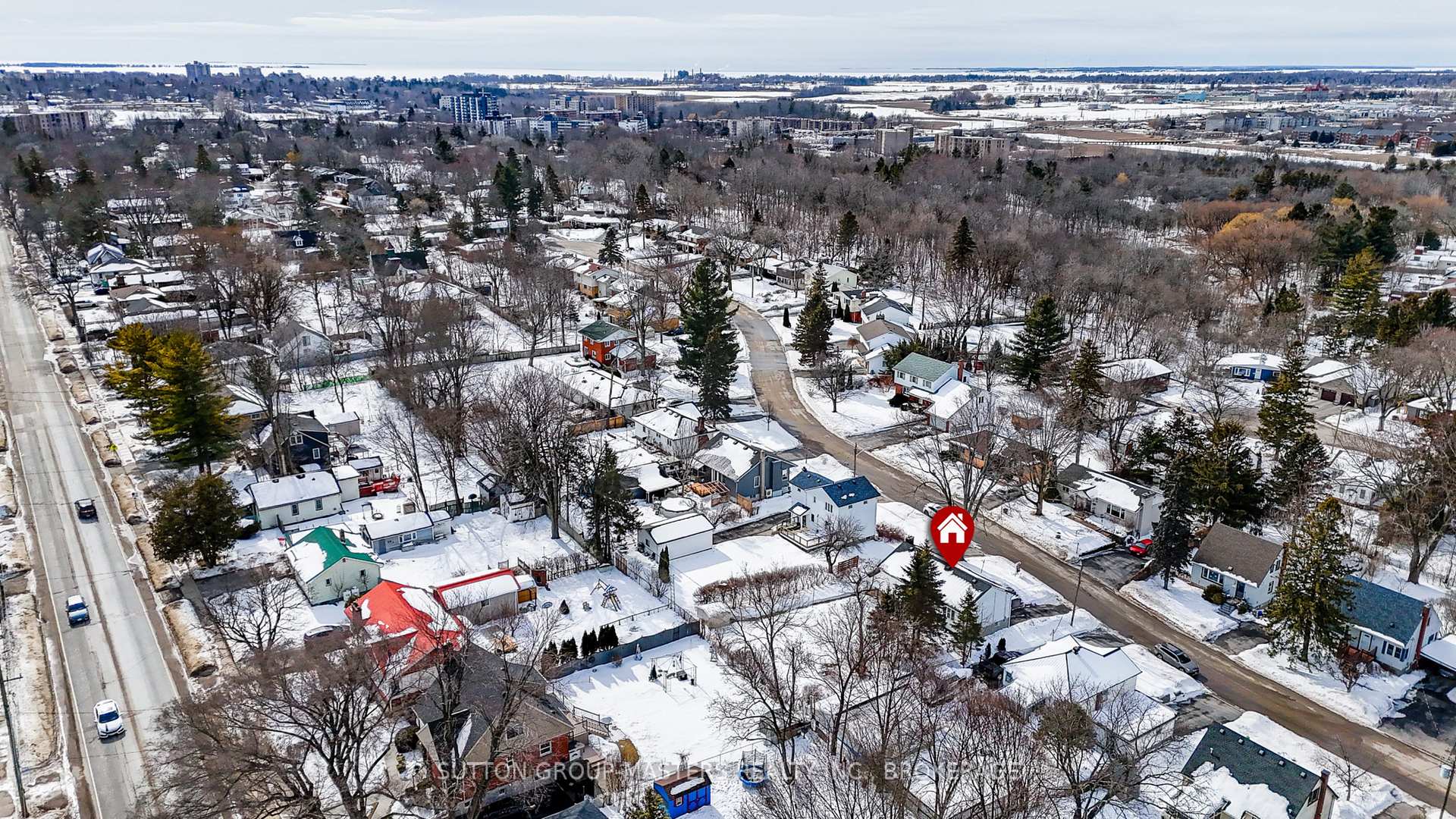 Photo 7 of 85 Florence Street, Kingston, West of Sir John A. Blvd — HOMEH