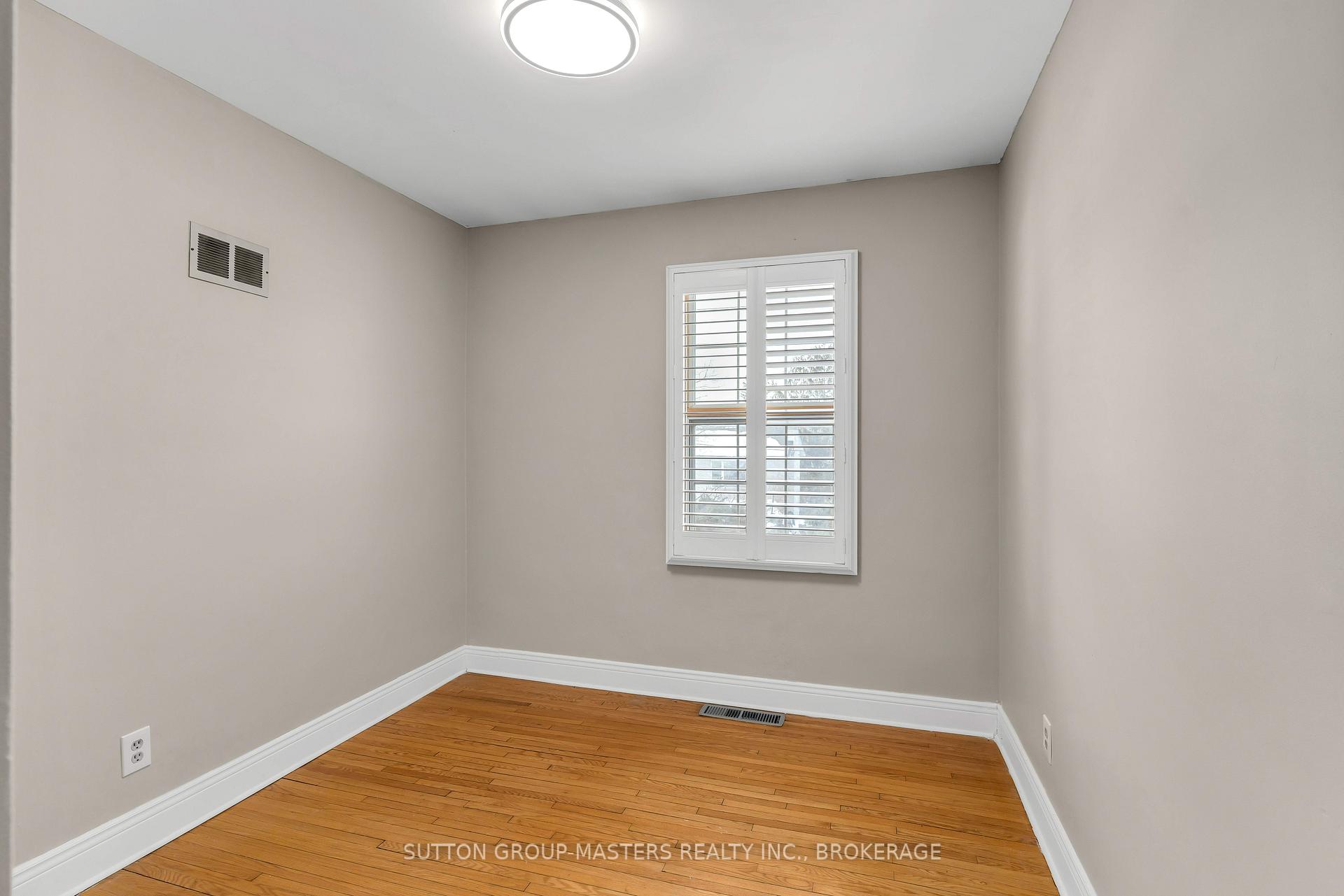 Photo 18 of 85 Florence Street, Kingston, West of Sir John A. Blvd — HOMEH