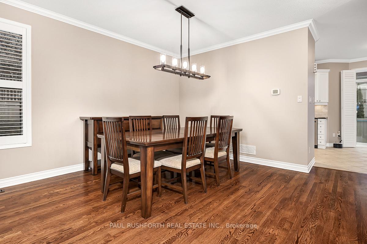 Photo 7 of 2040 Oakbrook Circle, Ottawa, Chapel Hill South - Orleans Village — HOMEH