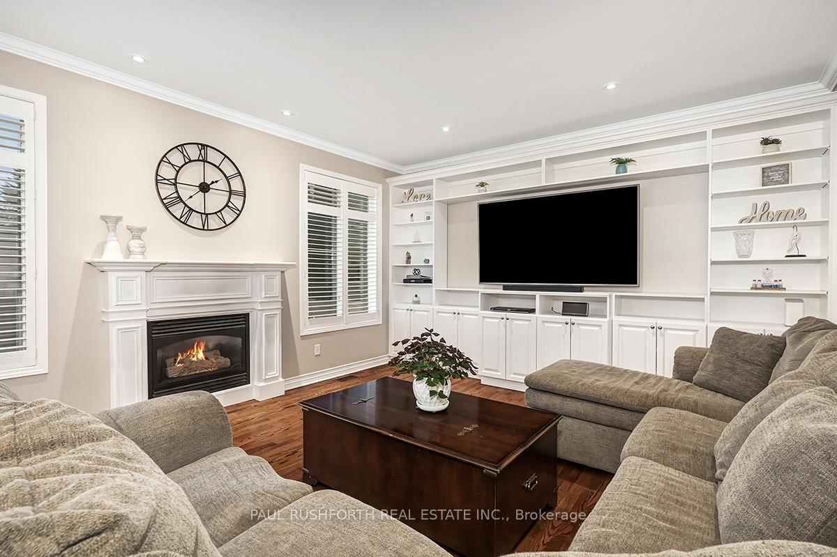 Photo 14 of 2040 Oakbrook Circle, Ottawa, Chapel Hill South - Orleans Village — HOMEH