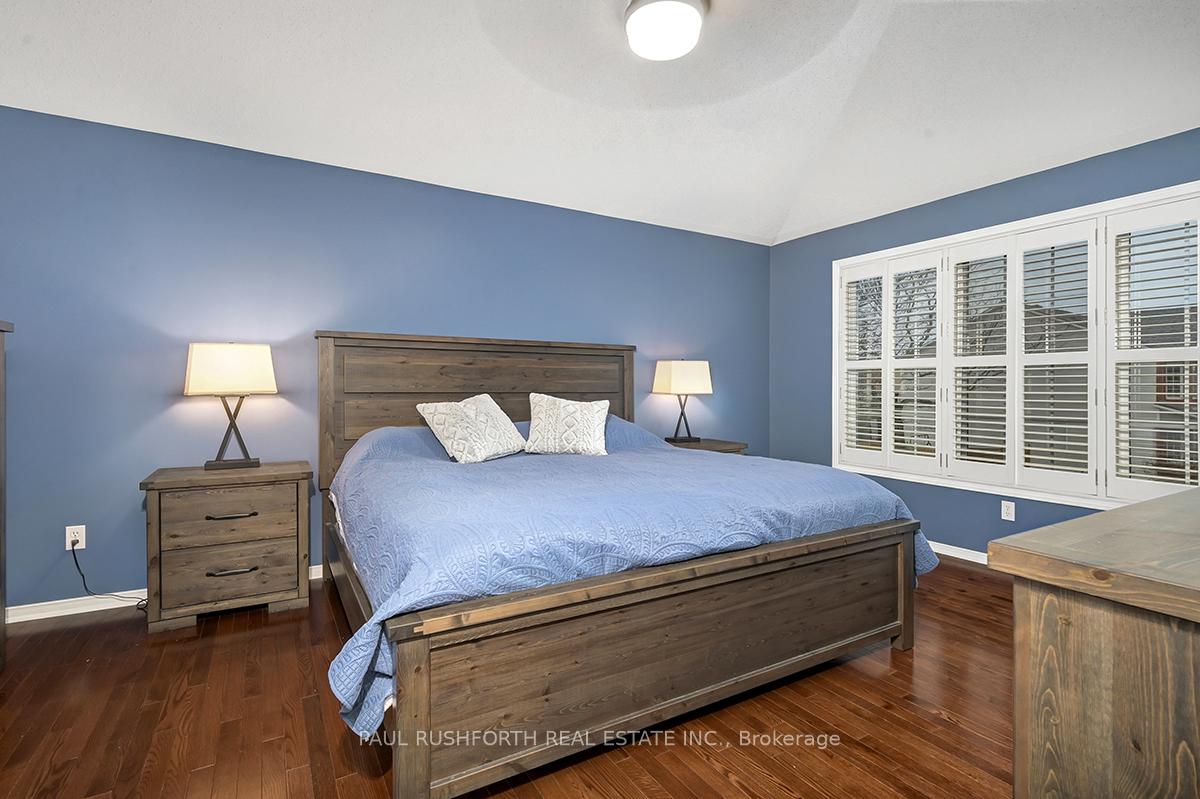 Photo 18 of 2040 Oakbrook Circle, Ottawa, Chapel Hill South - Orleans Village — HOMEH