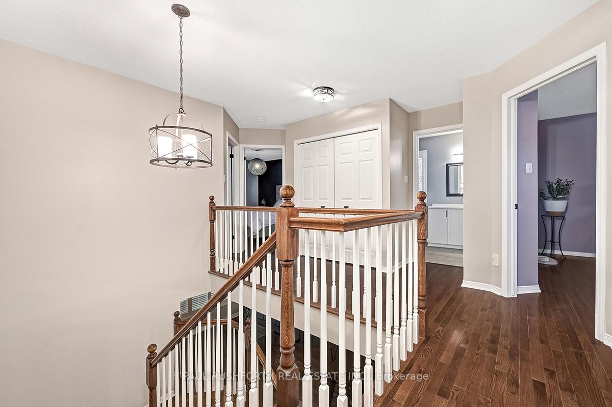 Photo 22 of 2040 Oakbrook Circle, Ottawa, Chapel Hill South - Orleans Village — HOMEH