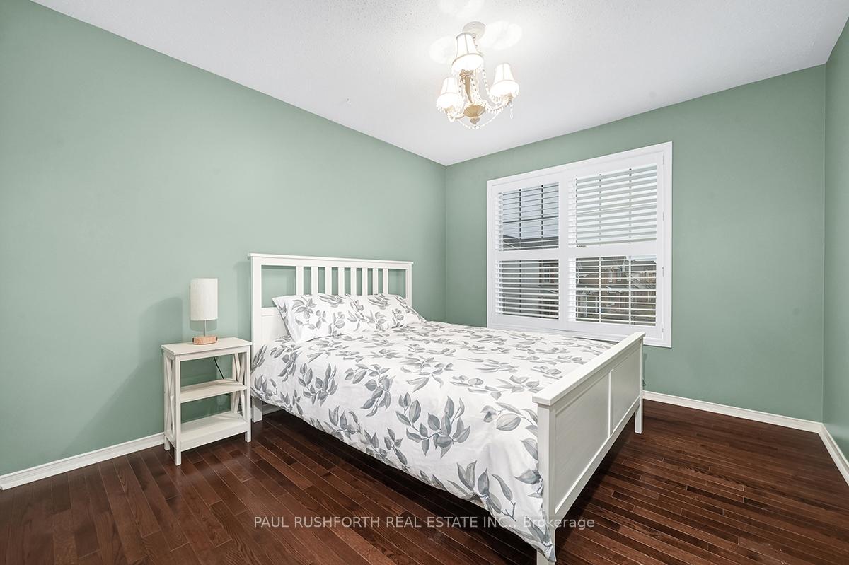 Photo 24 of 2040 Oakbrook Circle, Ottawa, Chapel Hill South - Orleans Village — HOMEH
