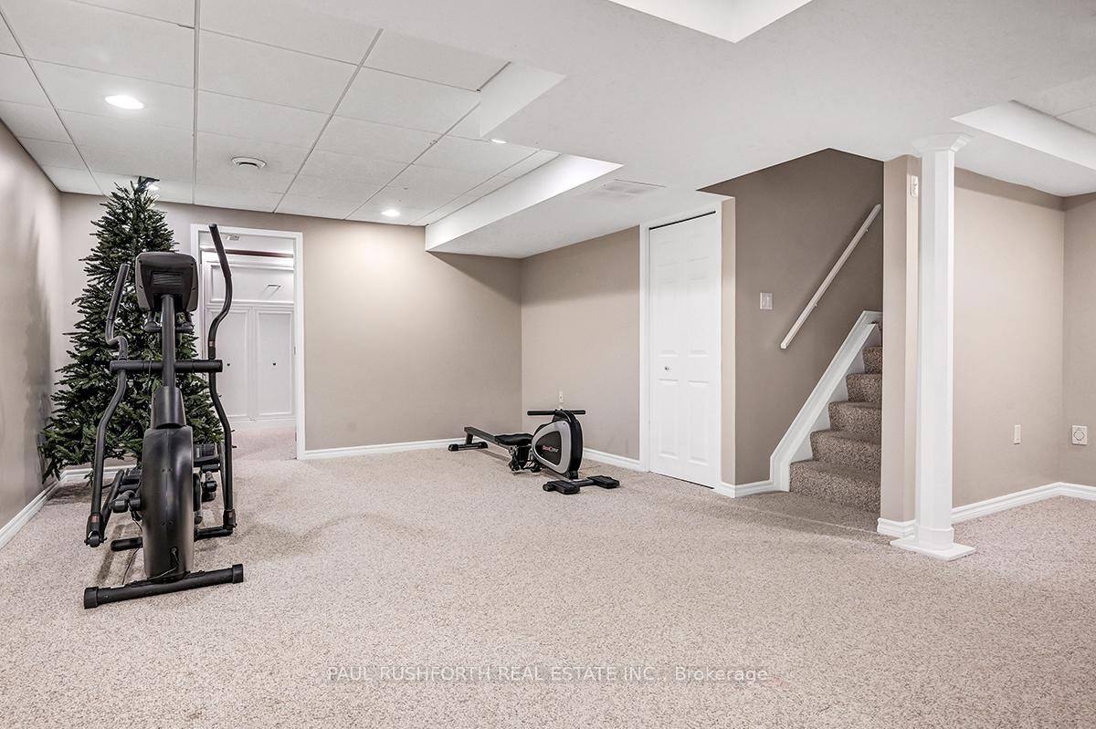Photo 29 of 2040 Oakbrook Circle, Ottawa, Chapel Hill South - Orleans Village — HOMEH