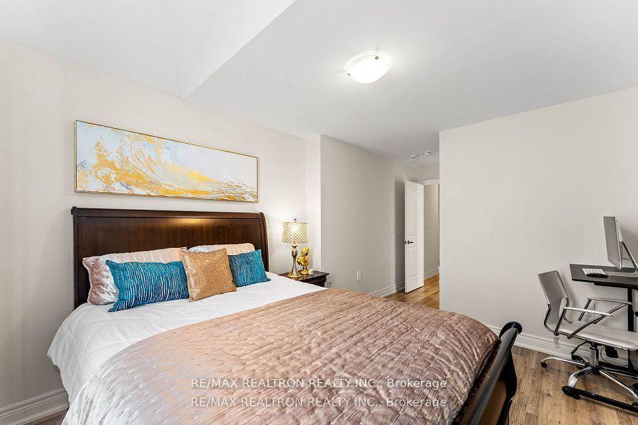 Photo 2 of 2657 Sapphire Drive, Pickering, Rural Pickering — HOMEH