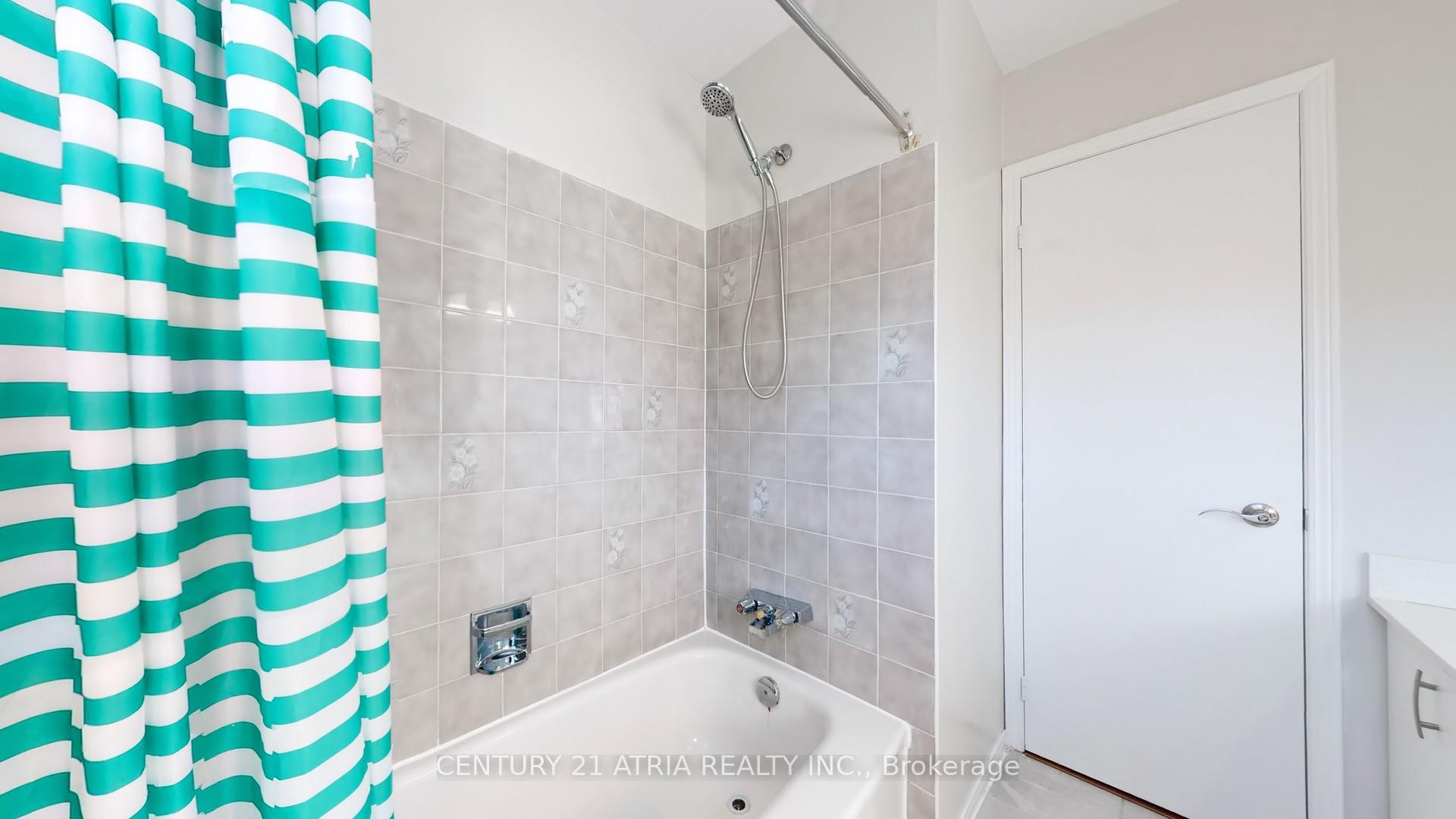 Photo 35 of 970 Renaissance Drive, Oshawa, Lakeview — HOMEH