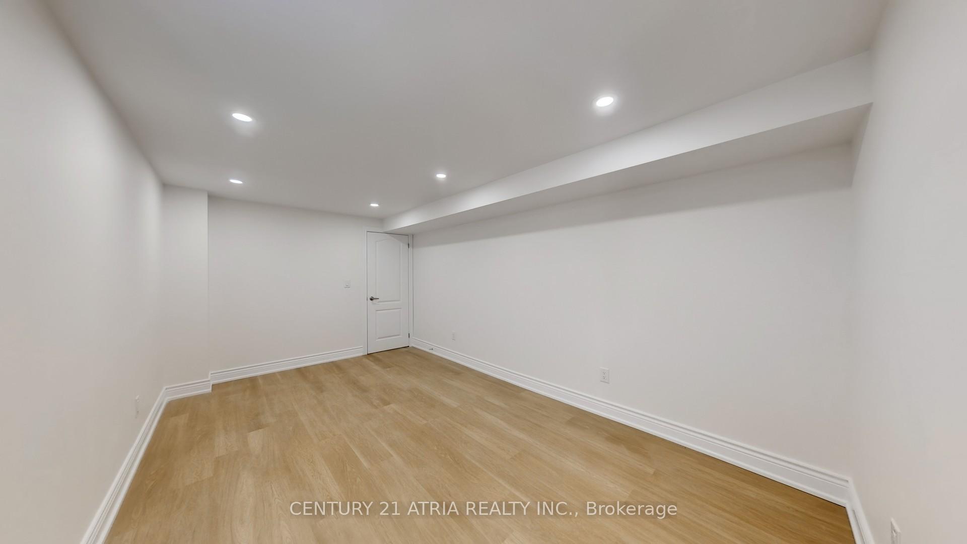 Photo 40 of 970 Renaissance Drive, Oshawa, Lakeview — HOMEH