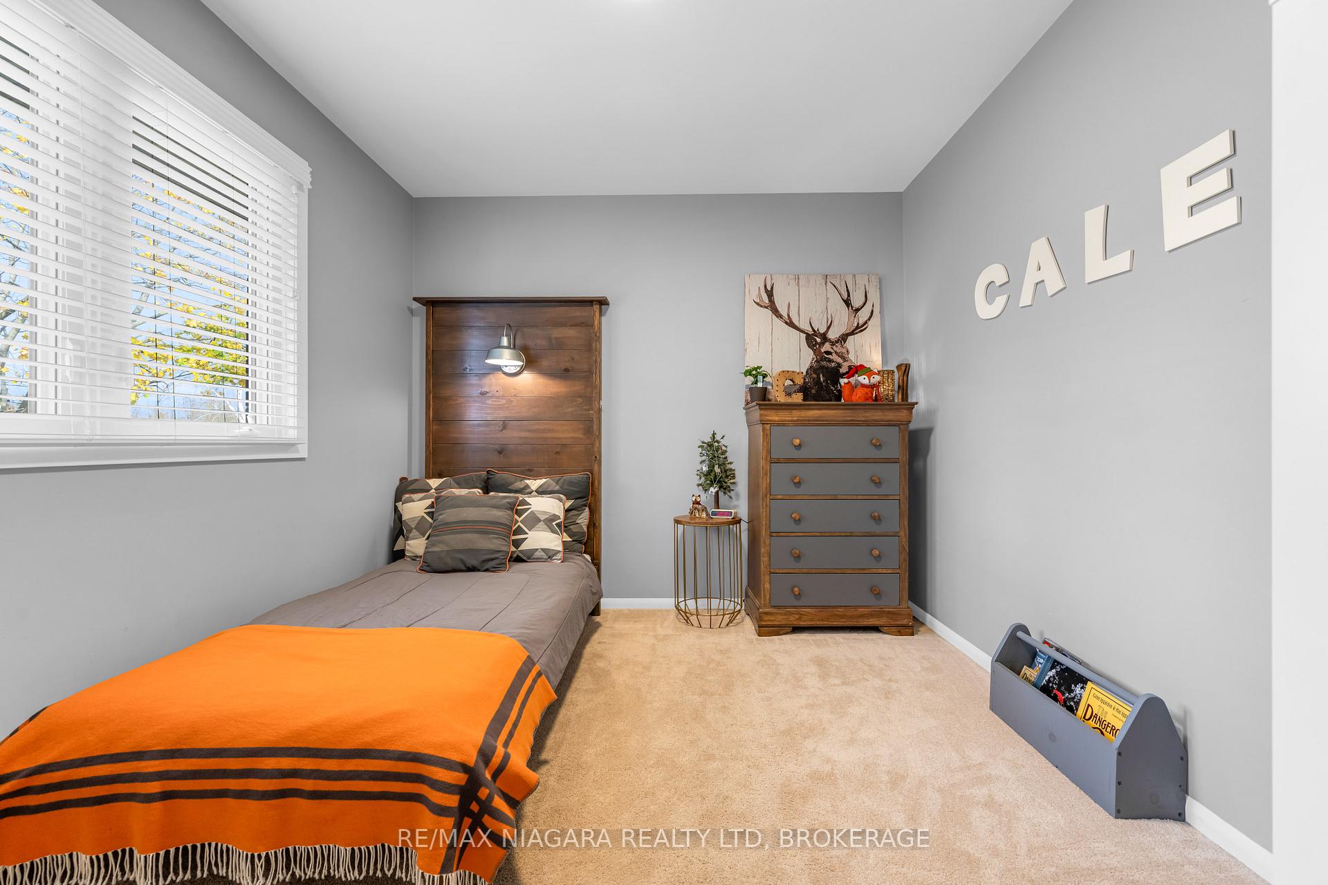 Photo 17 of 16 Walnut Street, Port Colborne, Sugarloaf — HOMEH