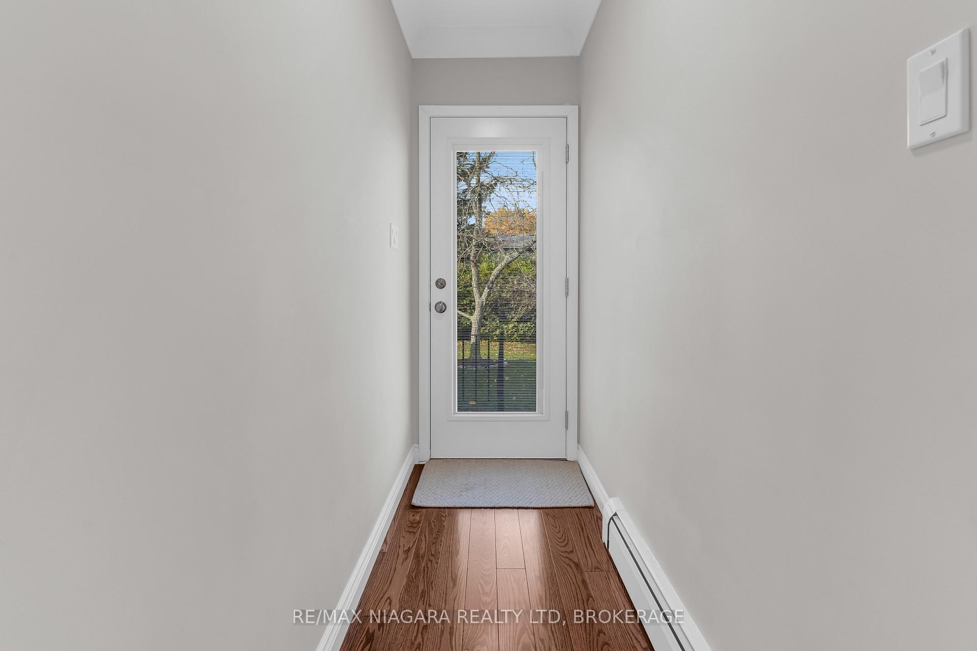Photo 32 of 16 Walnut Street, Port Colborne, Sugarloaf — HOMEH