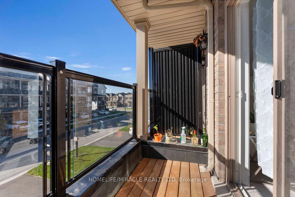 Photo 36 of 1115 Lockie Drive, Oshawa, Kedron — HOMEH