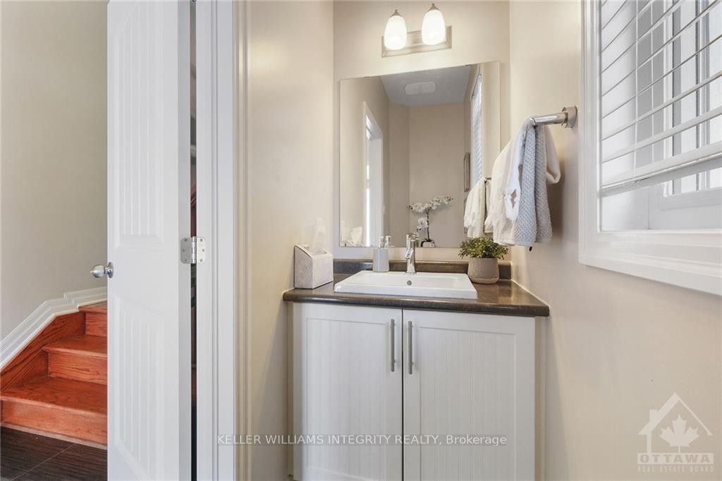Photo 4 of 523 Knotridge Street, Ottawa, Mer Bleue/Bradley Estates/Anderson Park — HOMEH