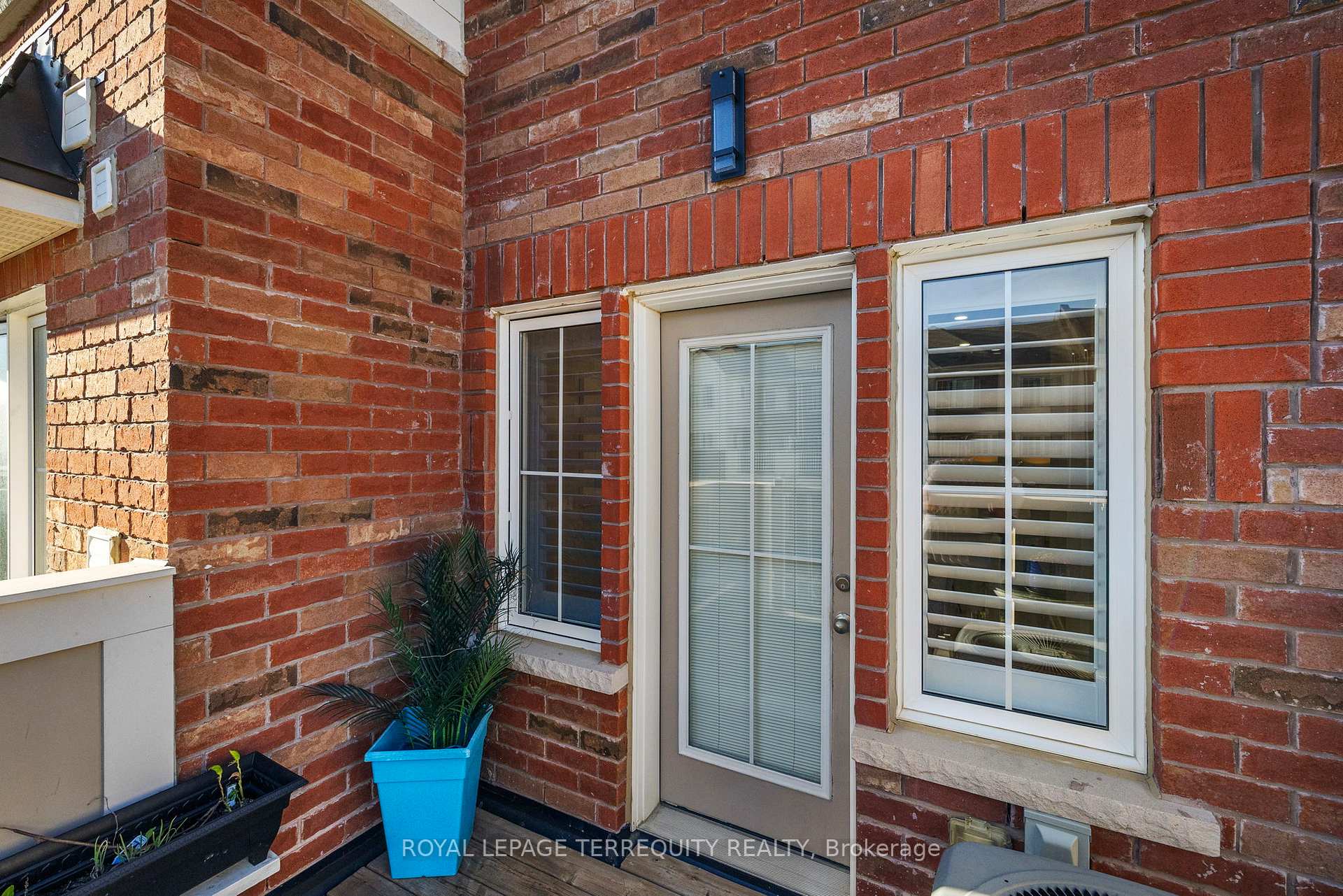 Photo 32 of 1058 Clipper Lane, Pickering, Rural Pickering — HOMEH