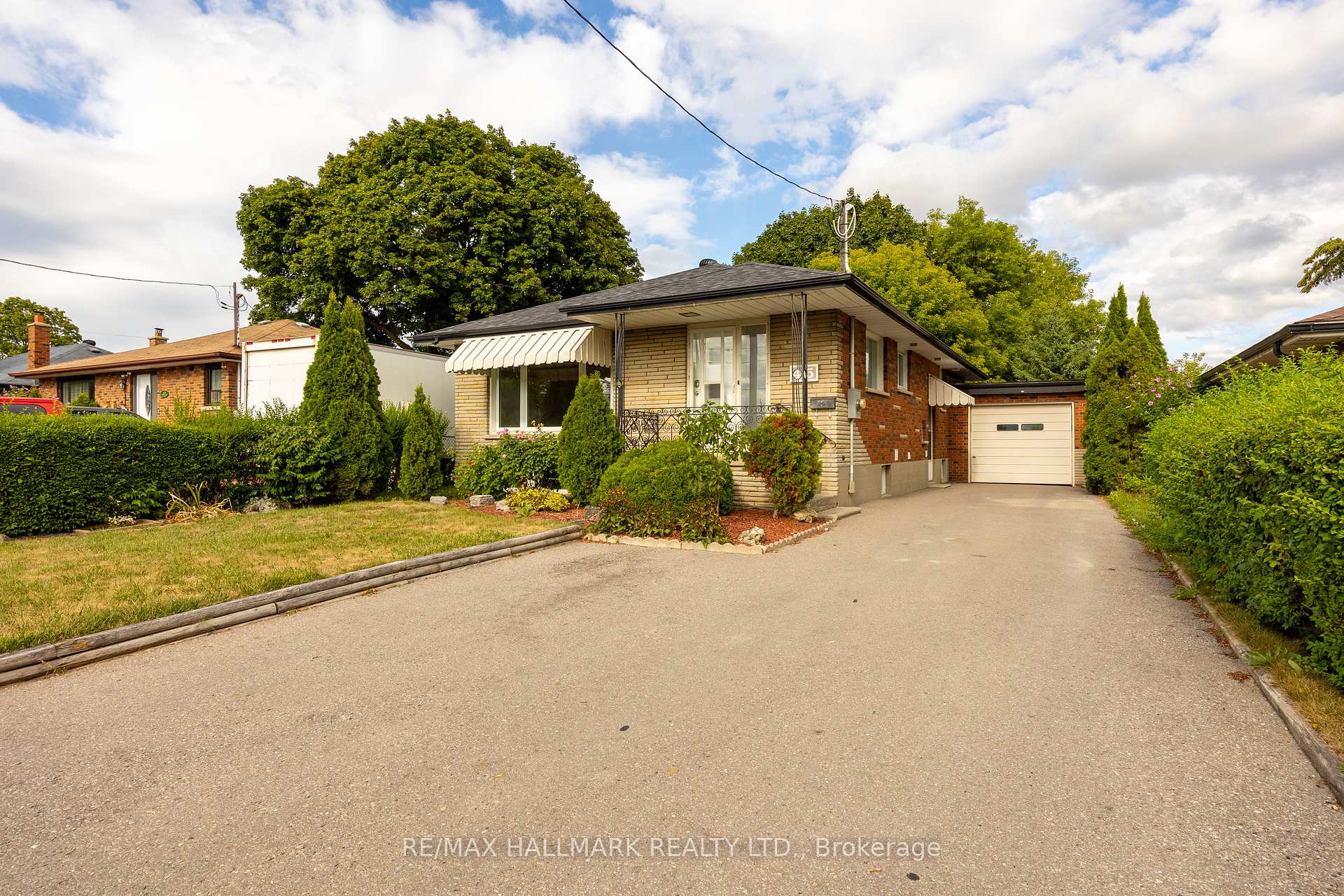 Photo 1 of Unit Main, 415 Stevenson Road N, Oshawa, McLaughlin — HOMEH